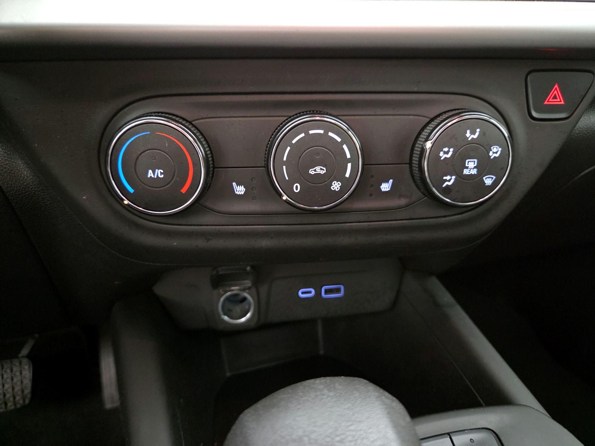 Thumbnail: 2024 Chevrolet Trax - 16
