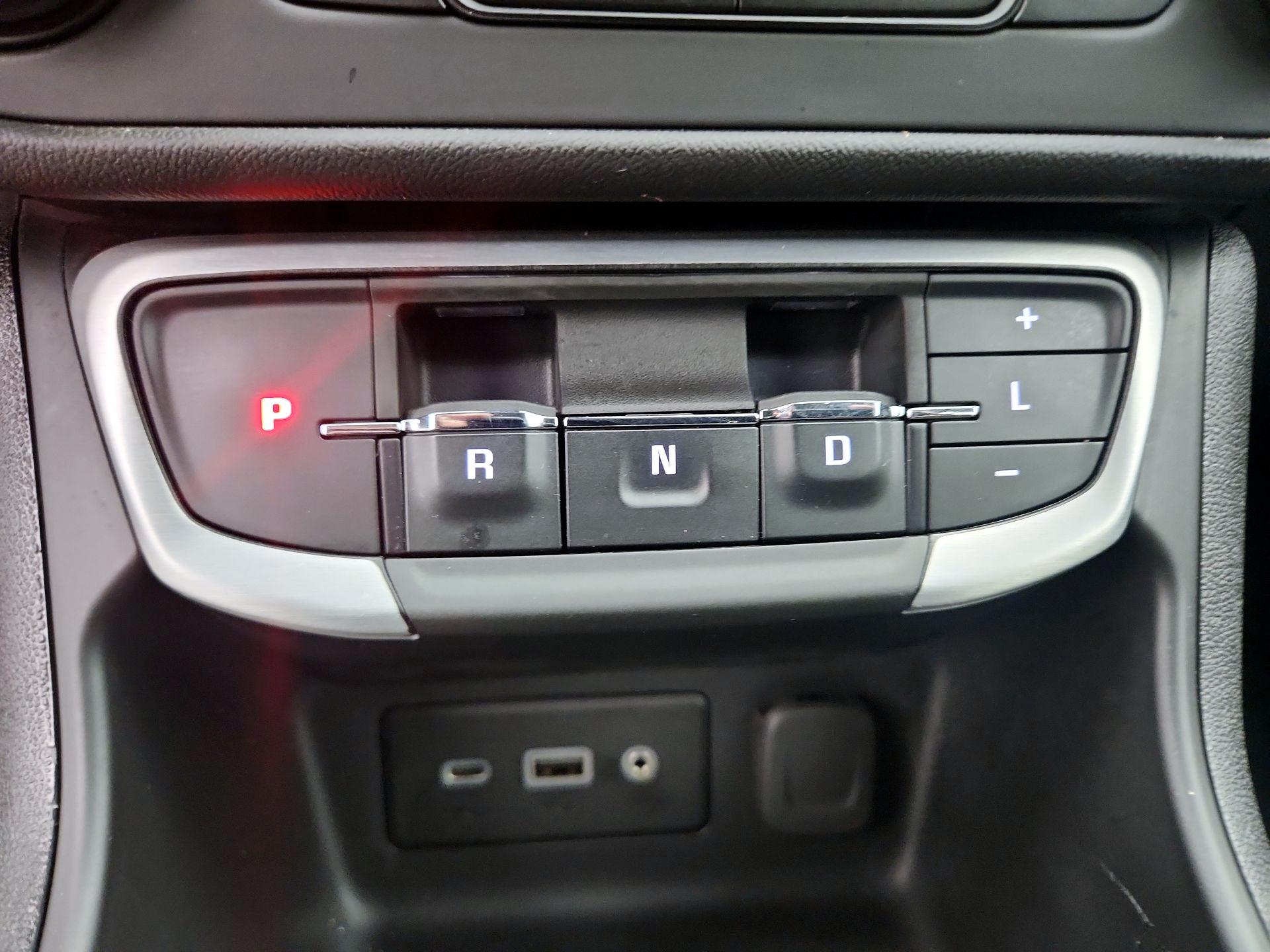 Thumbnail: 2024 GMC Terrain - 17