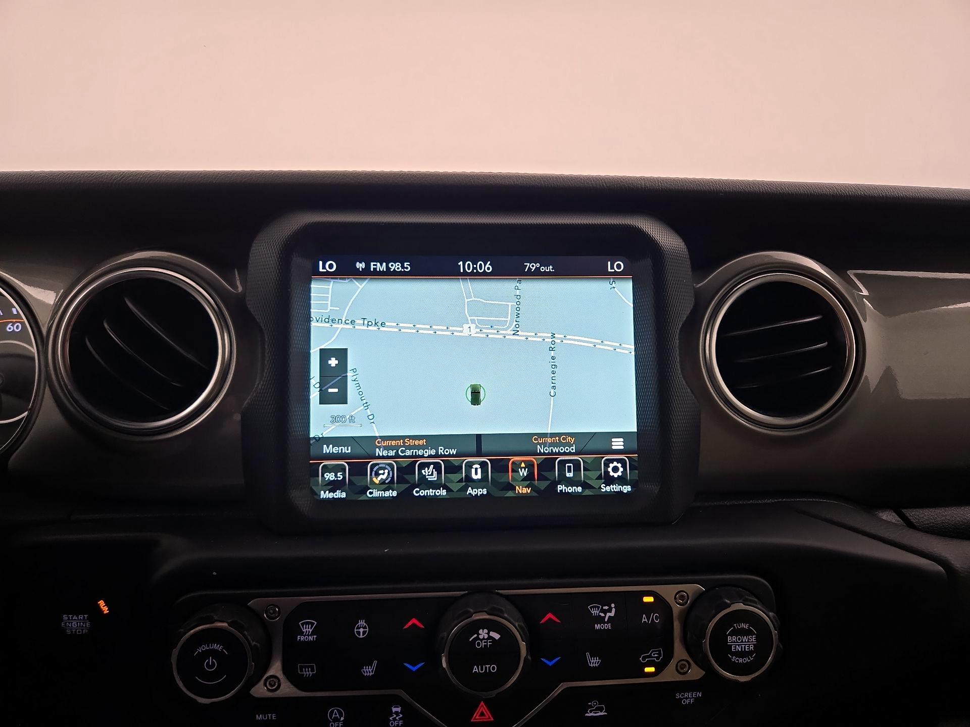Thumbnail: 2022 Jeep Wrangler - 14