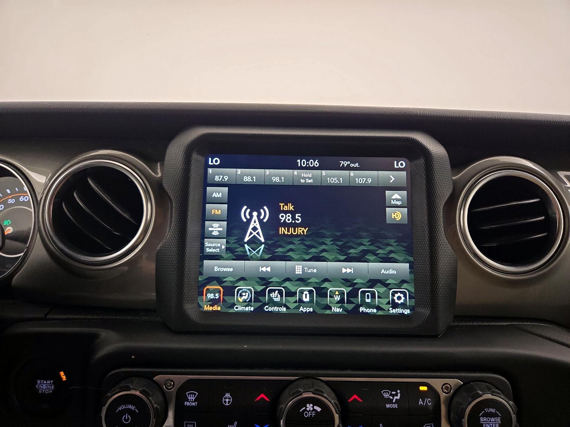 Thumbnail: 2022 Jeep Wrangler - 16