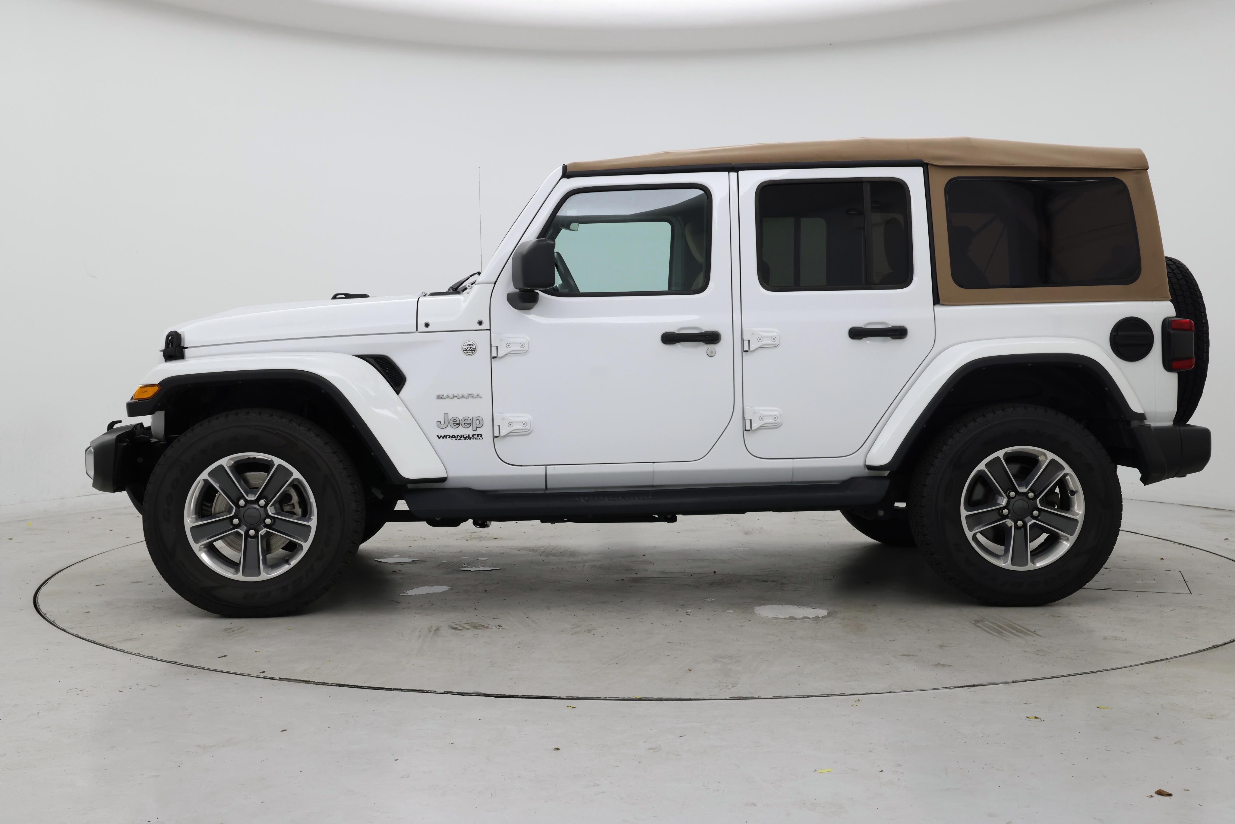 Thumbnail: 2022 Jeep Wrangler - 3