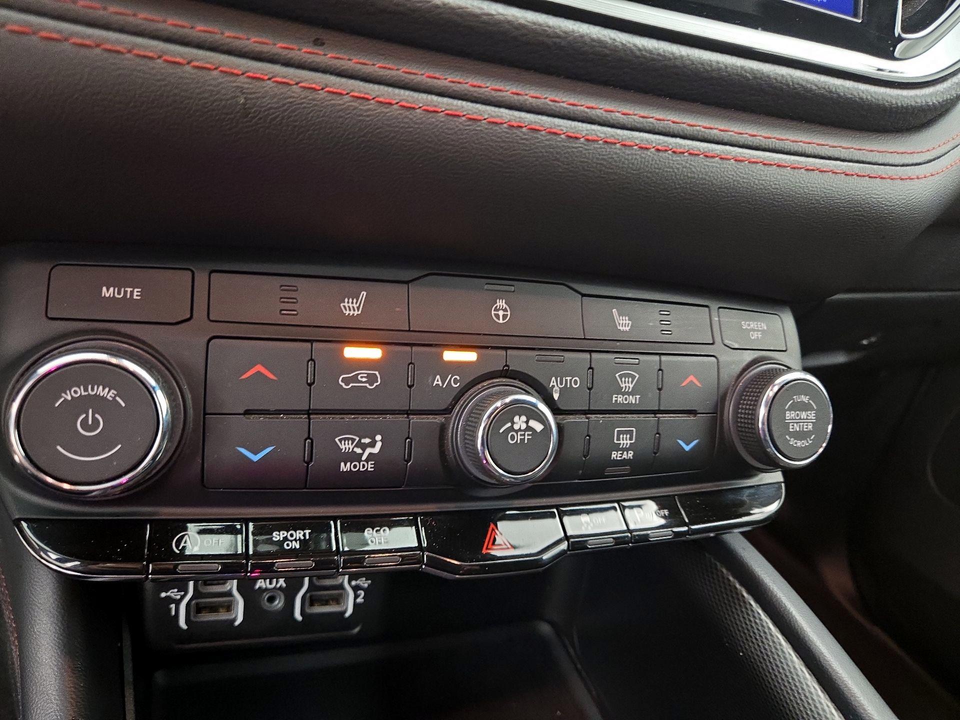 Thumbnail: 2025 Dodge Durango - 17