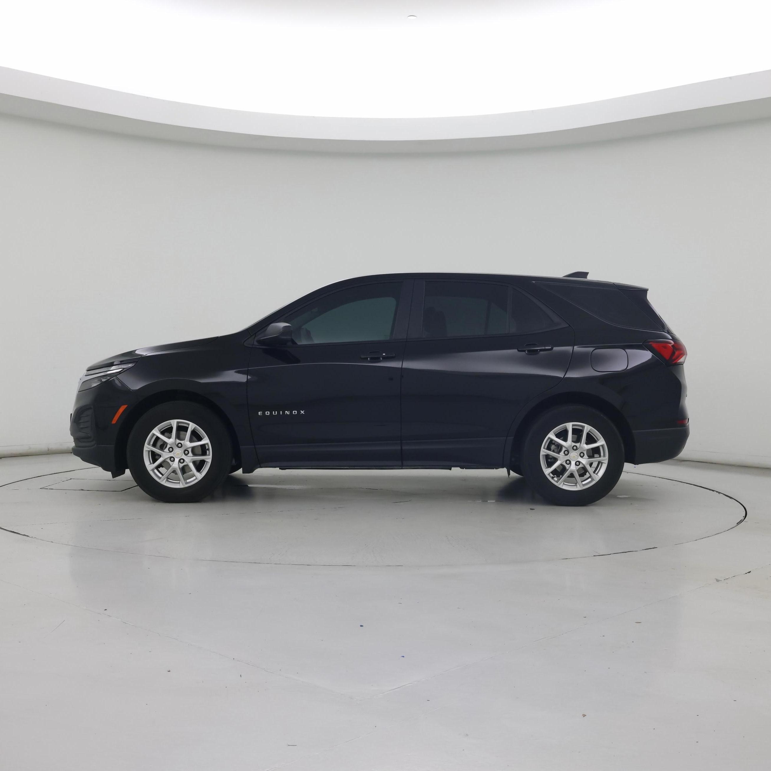 Thumbnail: 2024 Chevrolet Equinox - 3