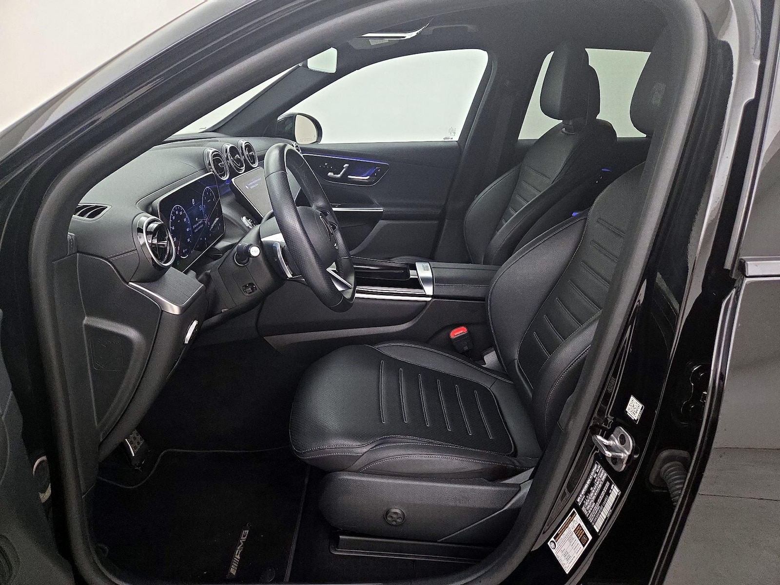 2024 Mercedes-Benz GLC GLC 300 - Photo 12