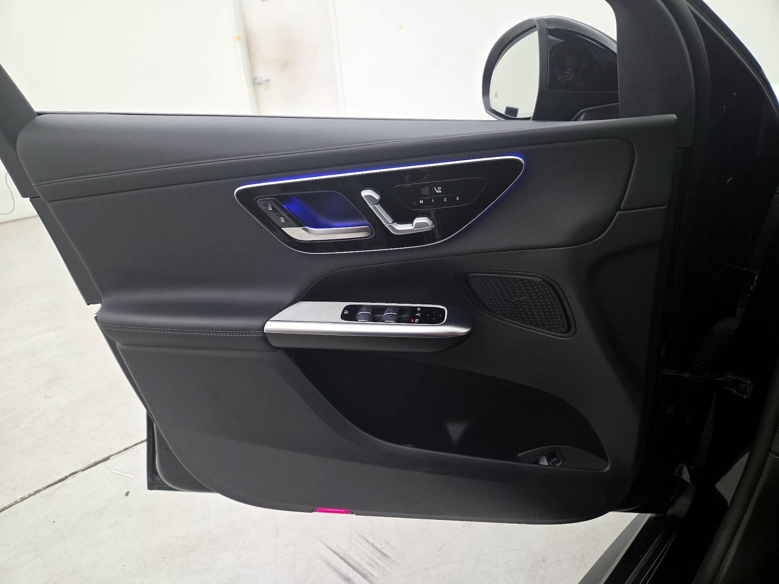 2024 Mercedes-Benz GLC GLC 300 - Photo 13
