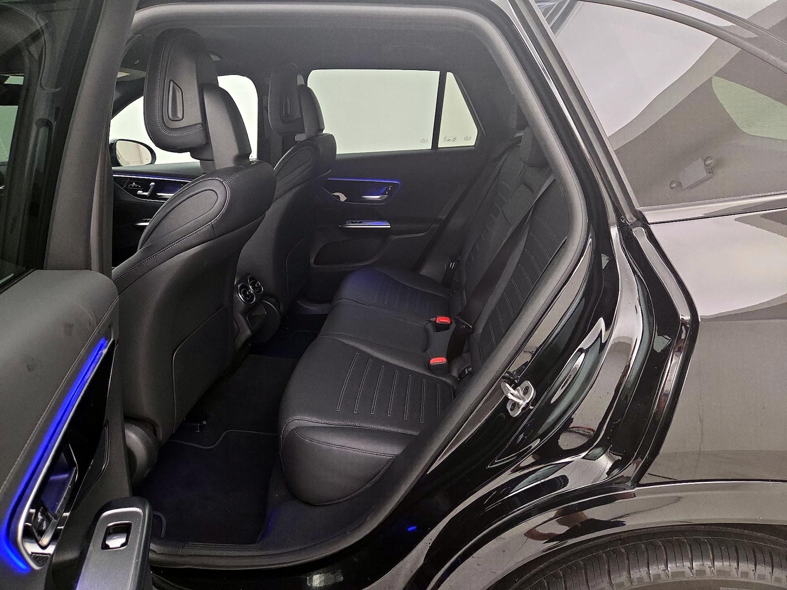 2024 Mercedes-Benz GLC GLC 300 - Photo 19
