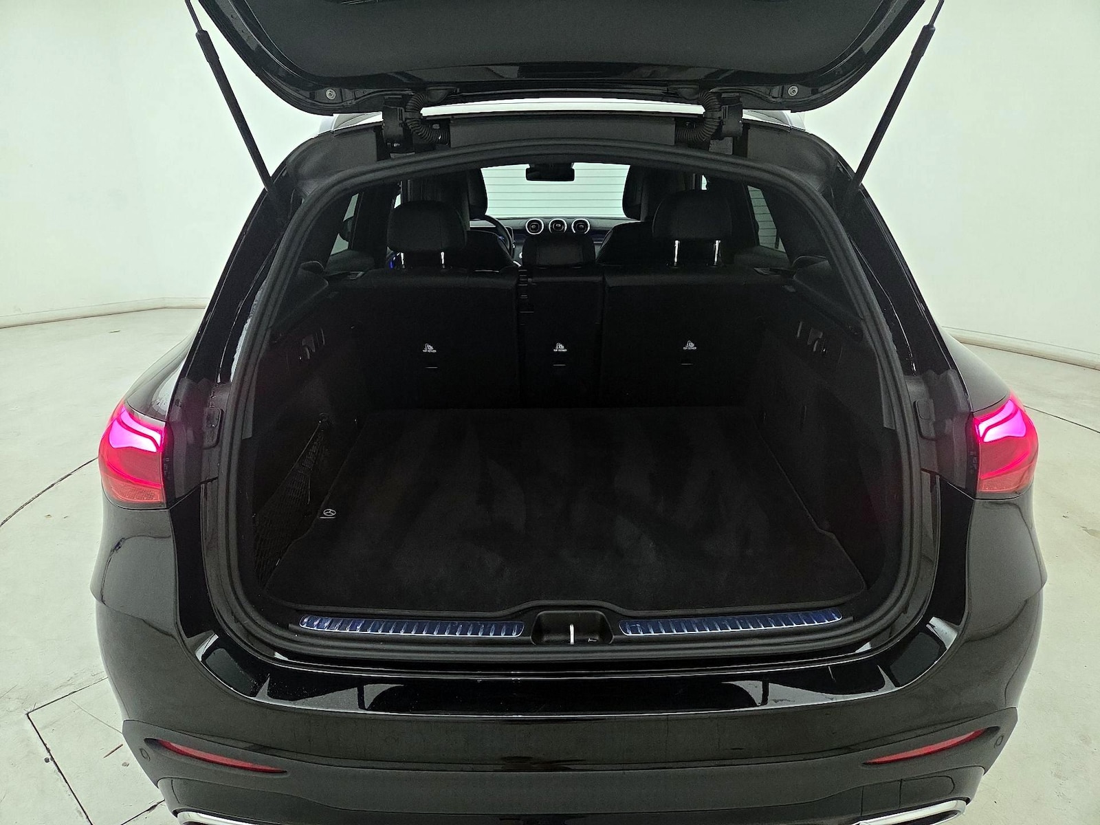2024 Mercedes-Benz GLC GLC 300 - Photo 20