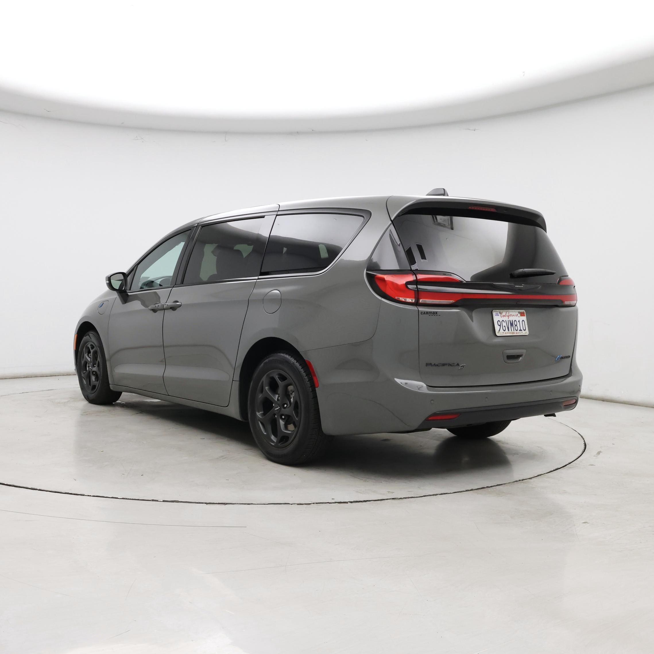 Thumbnail: 2023 Chrysler Pacifica - 2