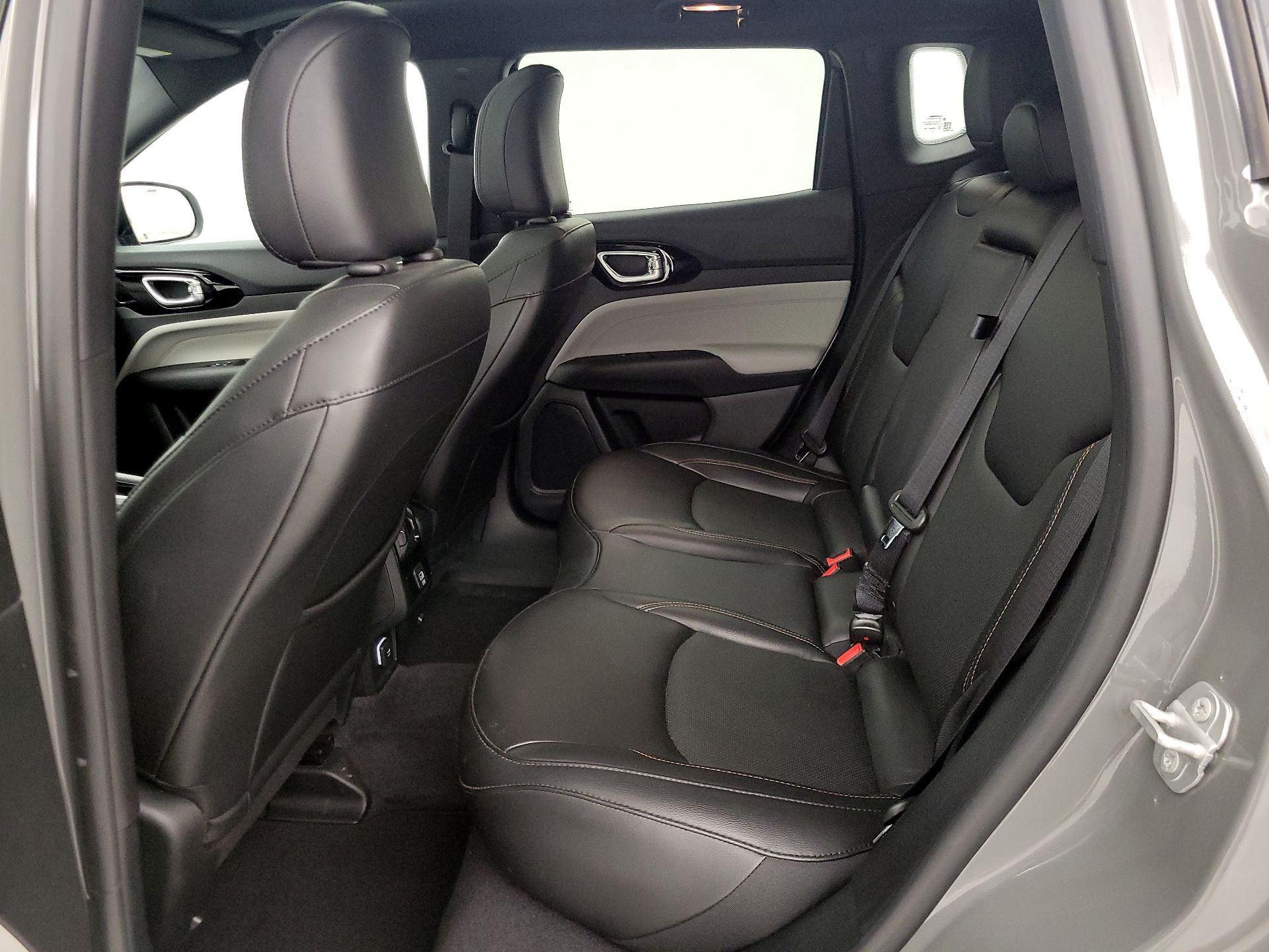 Thumbnail: 2023 Jeep Compass - 20