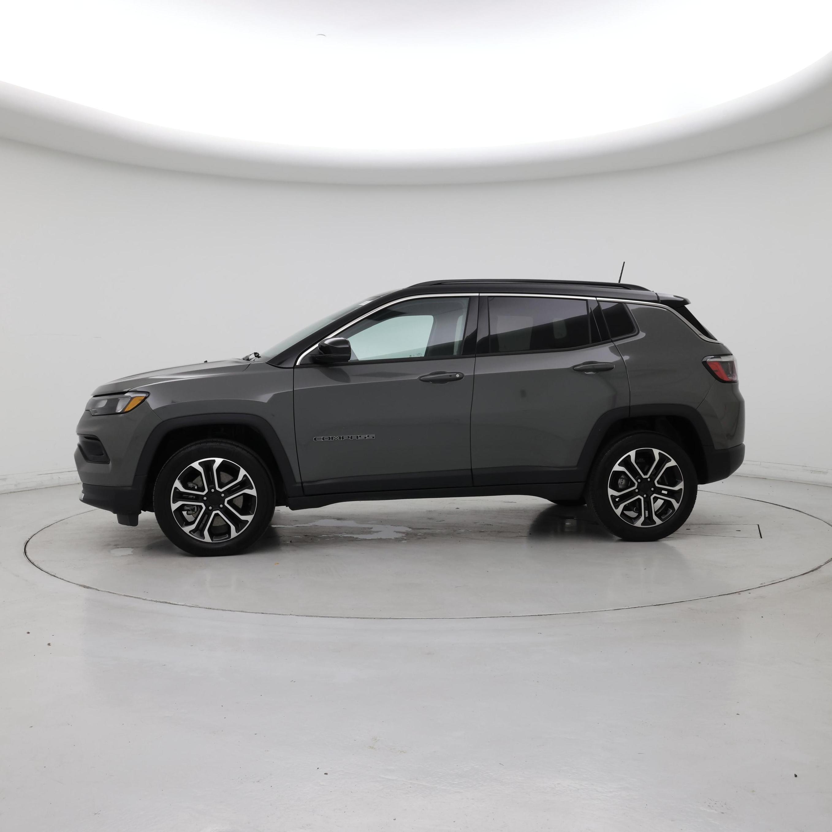 Thumbnail: 2023 Jeep Compass - 3