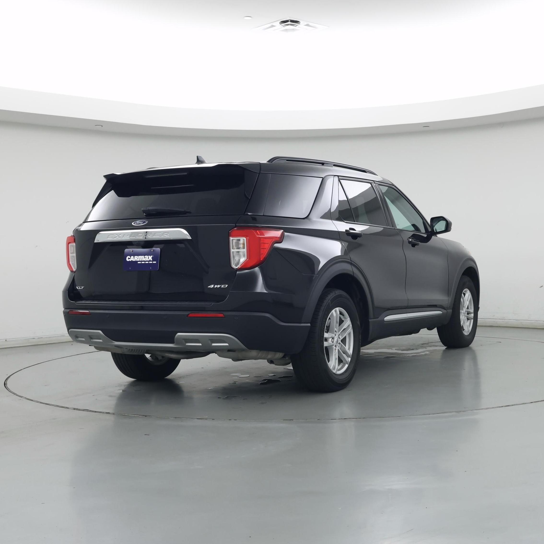 Thumbnail: 2024 Ford Explorer - 8