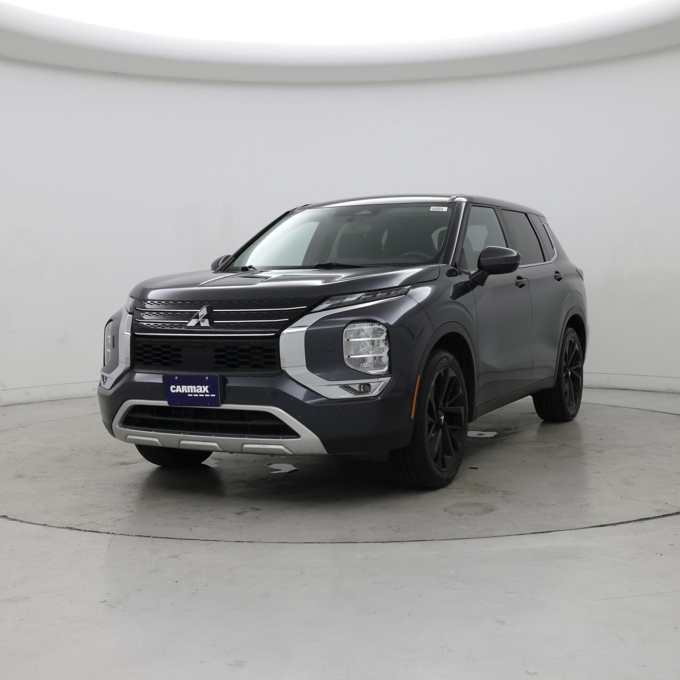 Thumbnail: 2024 Mitsubishi Outlander - 4