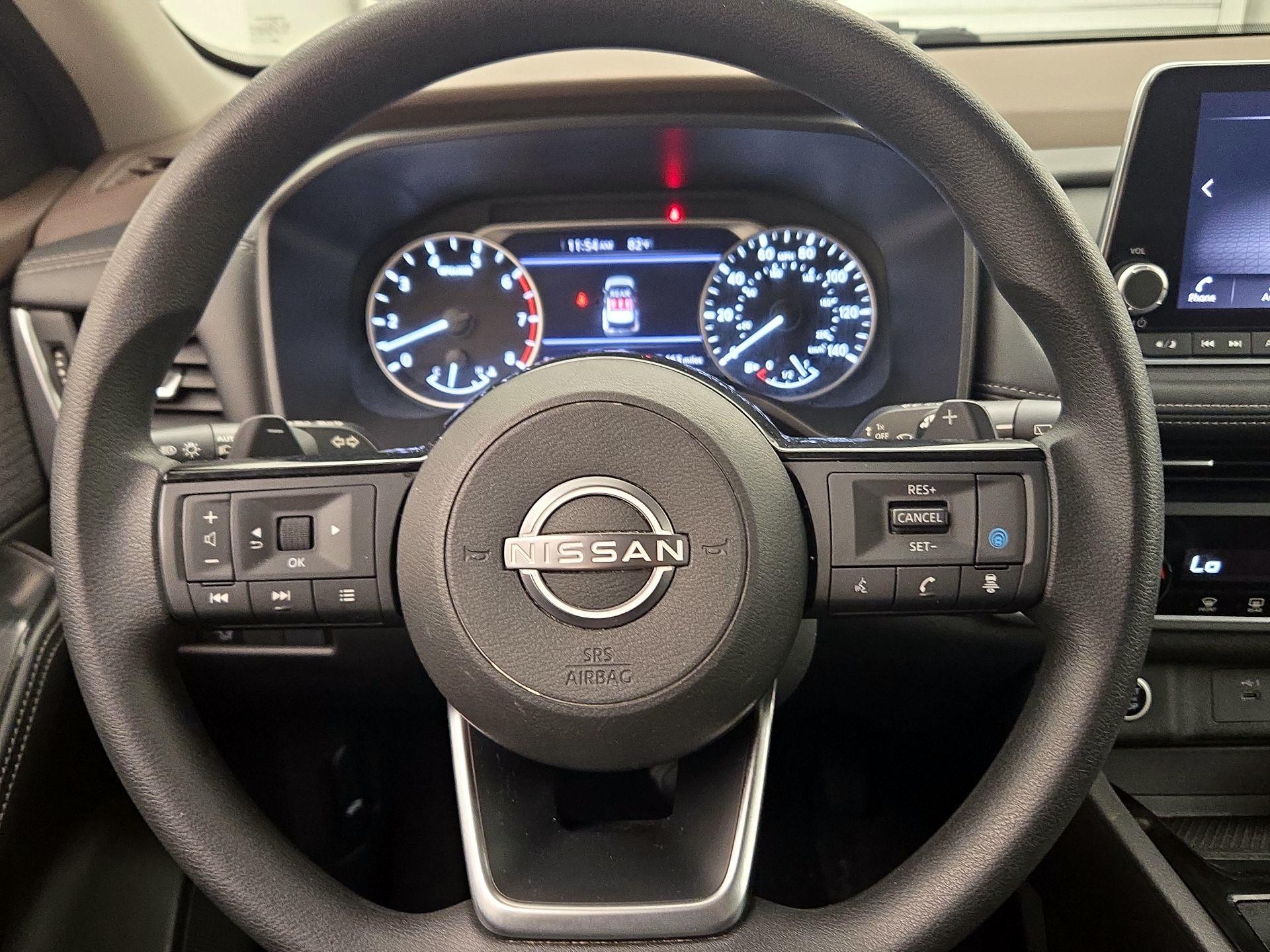 Thumbnail: 2023 Nissan Rogue - 10