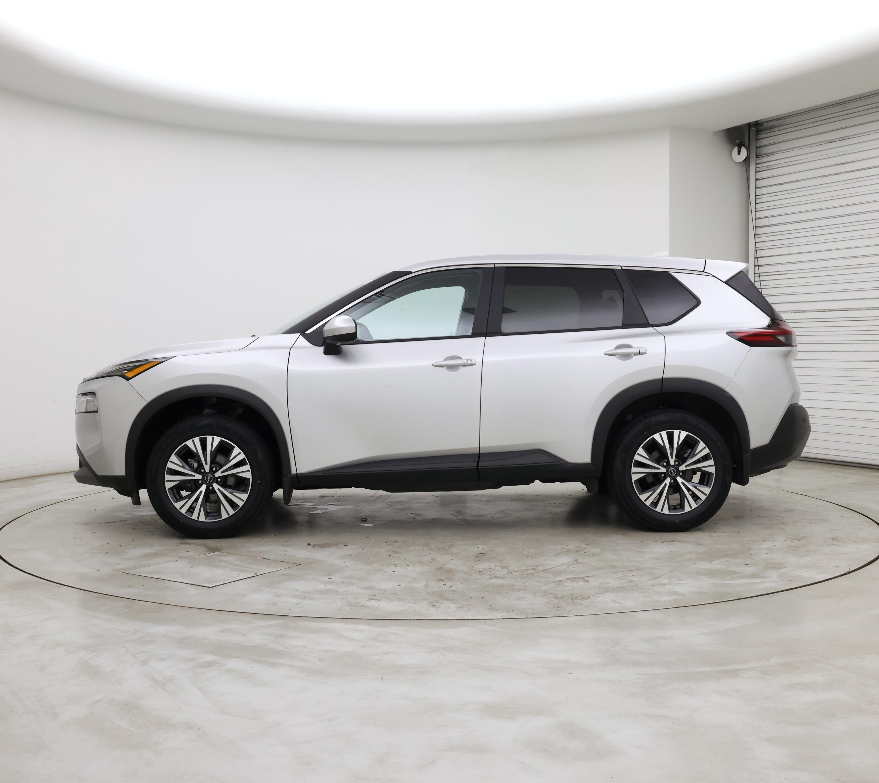 Thumbnail: 2023 Nissan Rogue - 3
