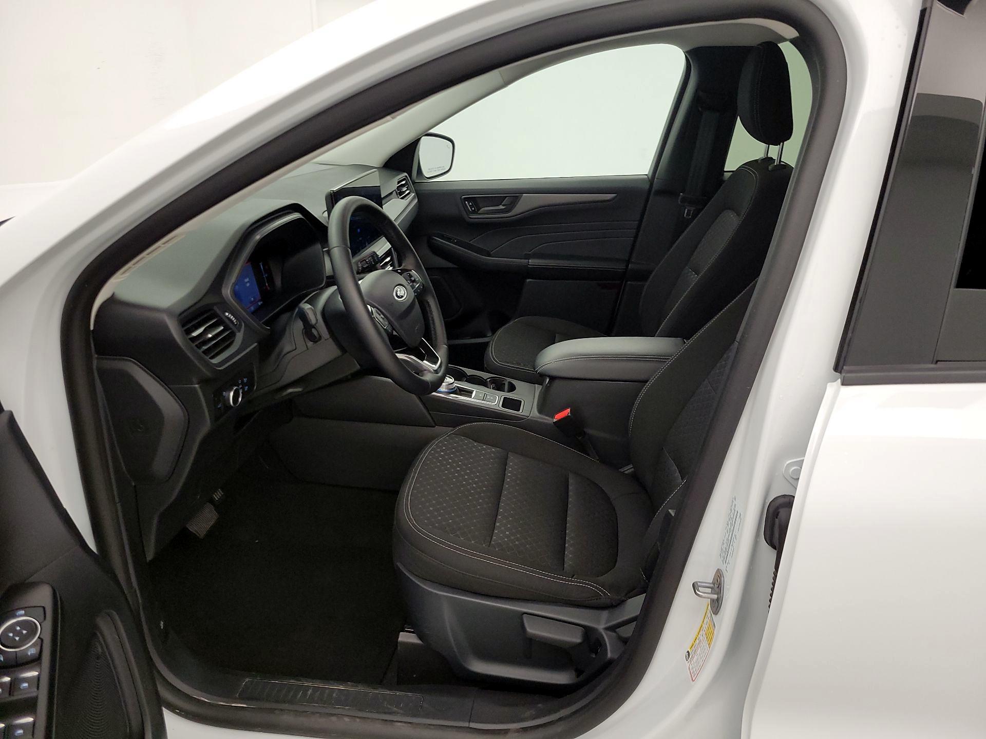 Thumbnail: 2025 Ford Escape - 11