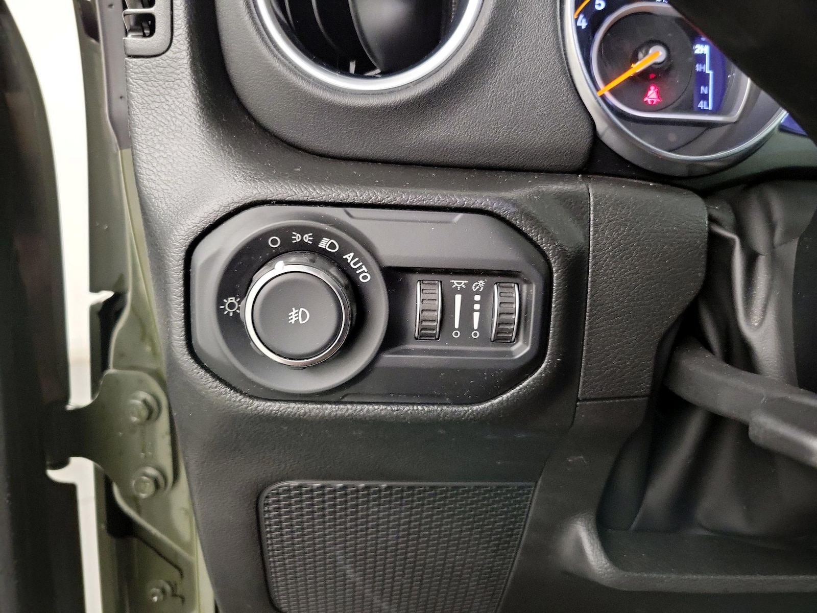2022 Jeep Wrangler Unlimited Sahara - Photo 14
