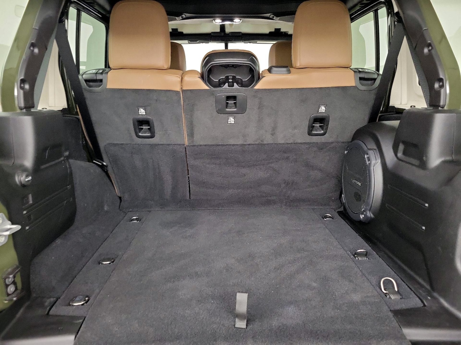2022 Jeep Wrangler Unlimited Sahara - Photo 22