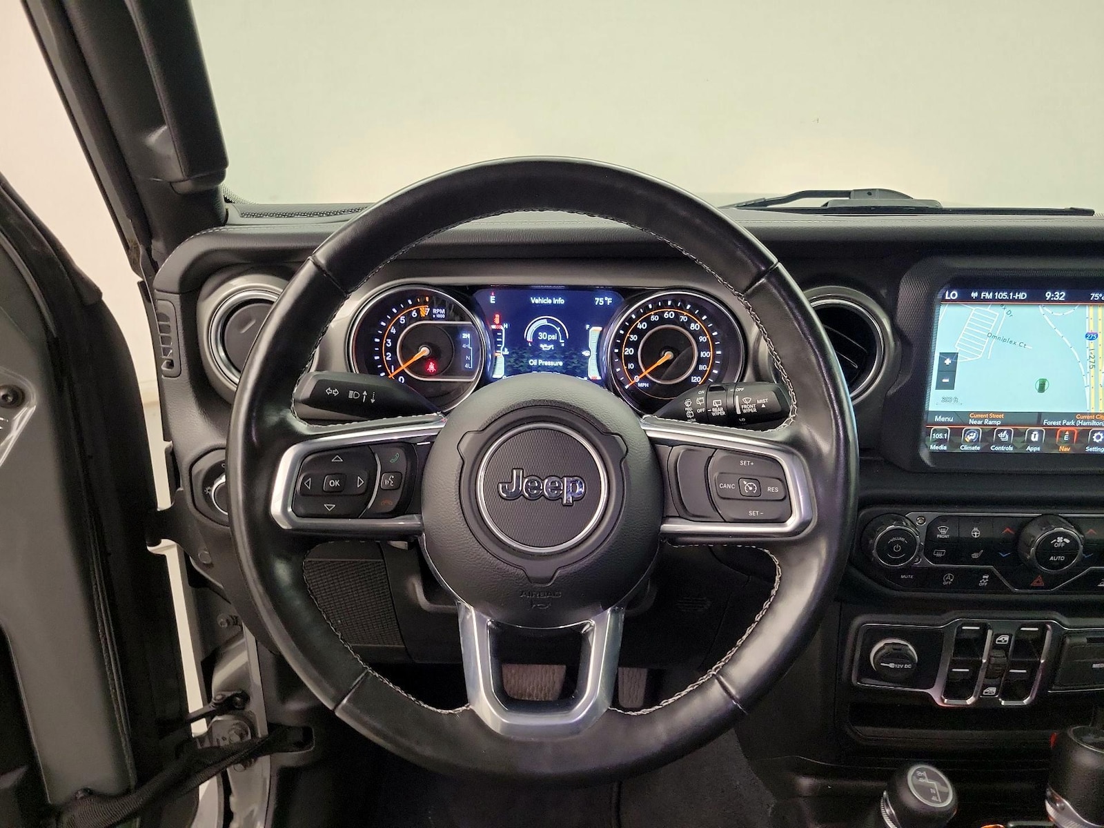 2022 Jeep Wrangler Unlimited Sahara - Photo 11