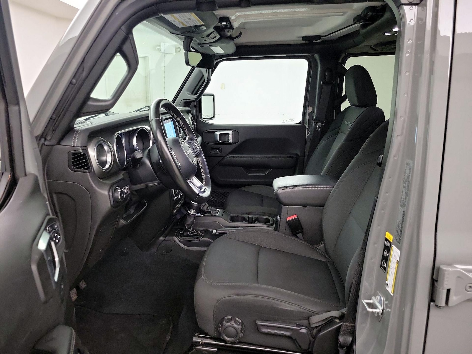 2022 Jeep Wrangler Unlimited Sahara - Photo 12