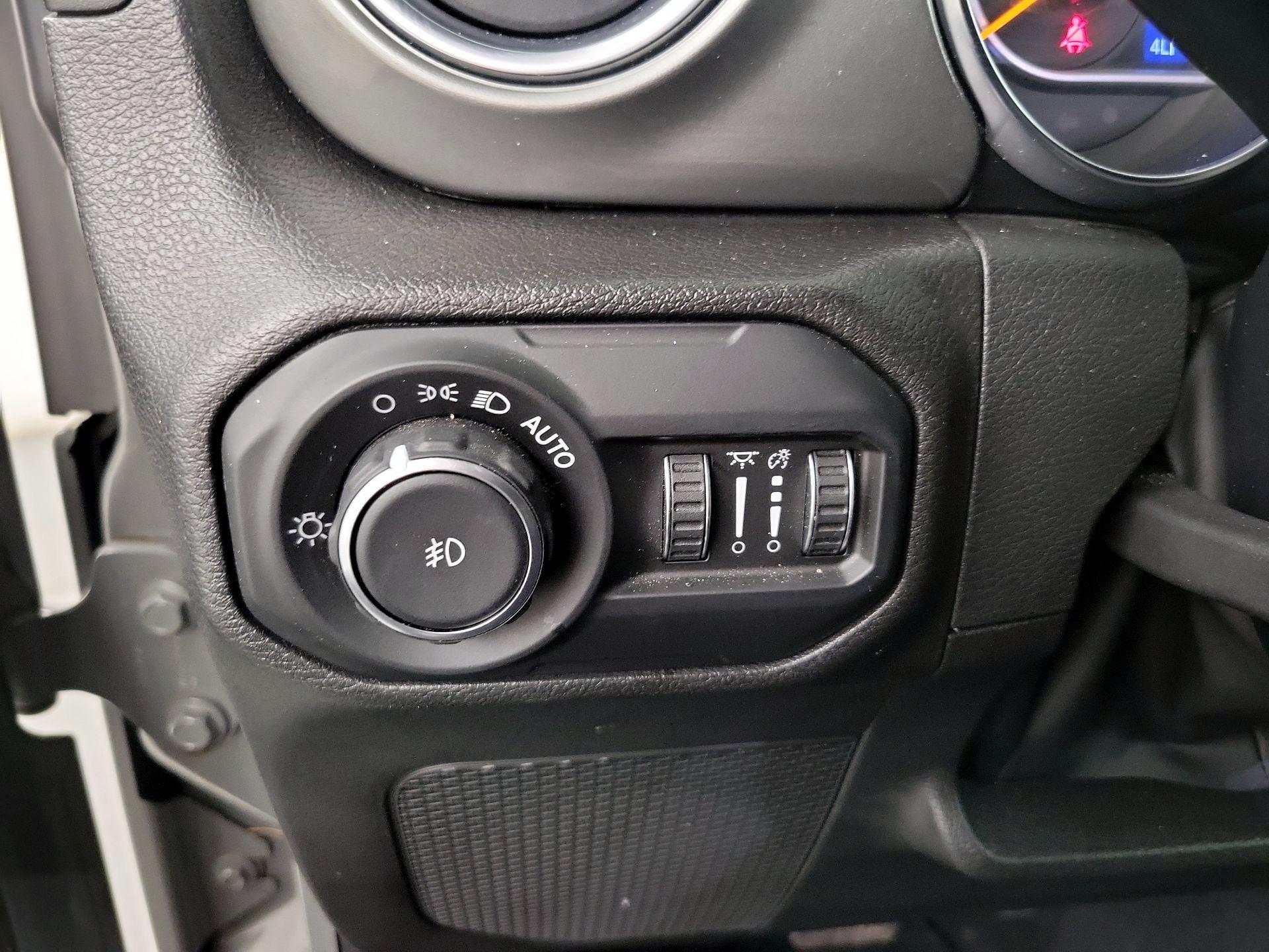 Thumbnail: 2022 Jeep Wrangler - 13