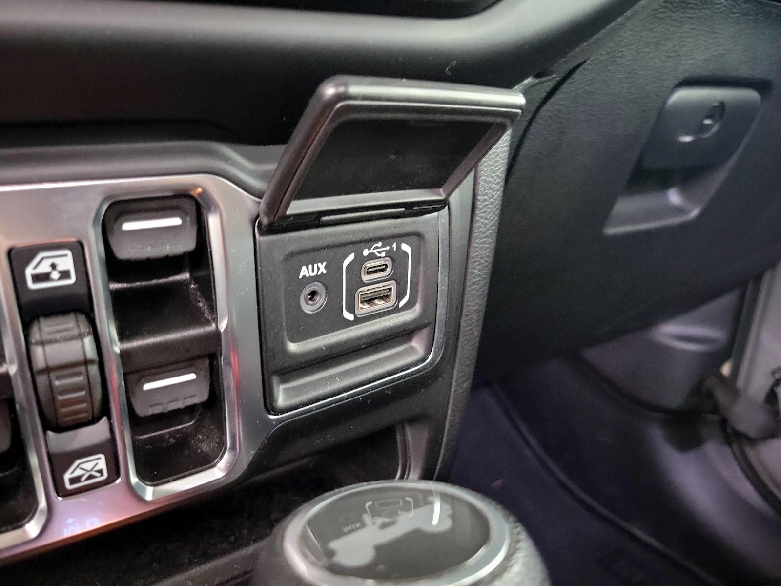 2022 Jeep Wrangler Unlimited Sahara - Photo 20