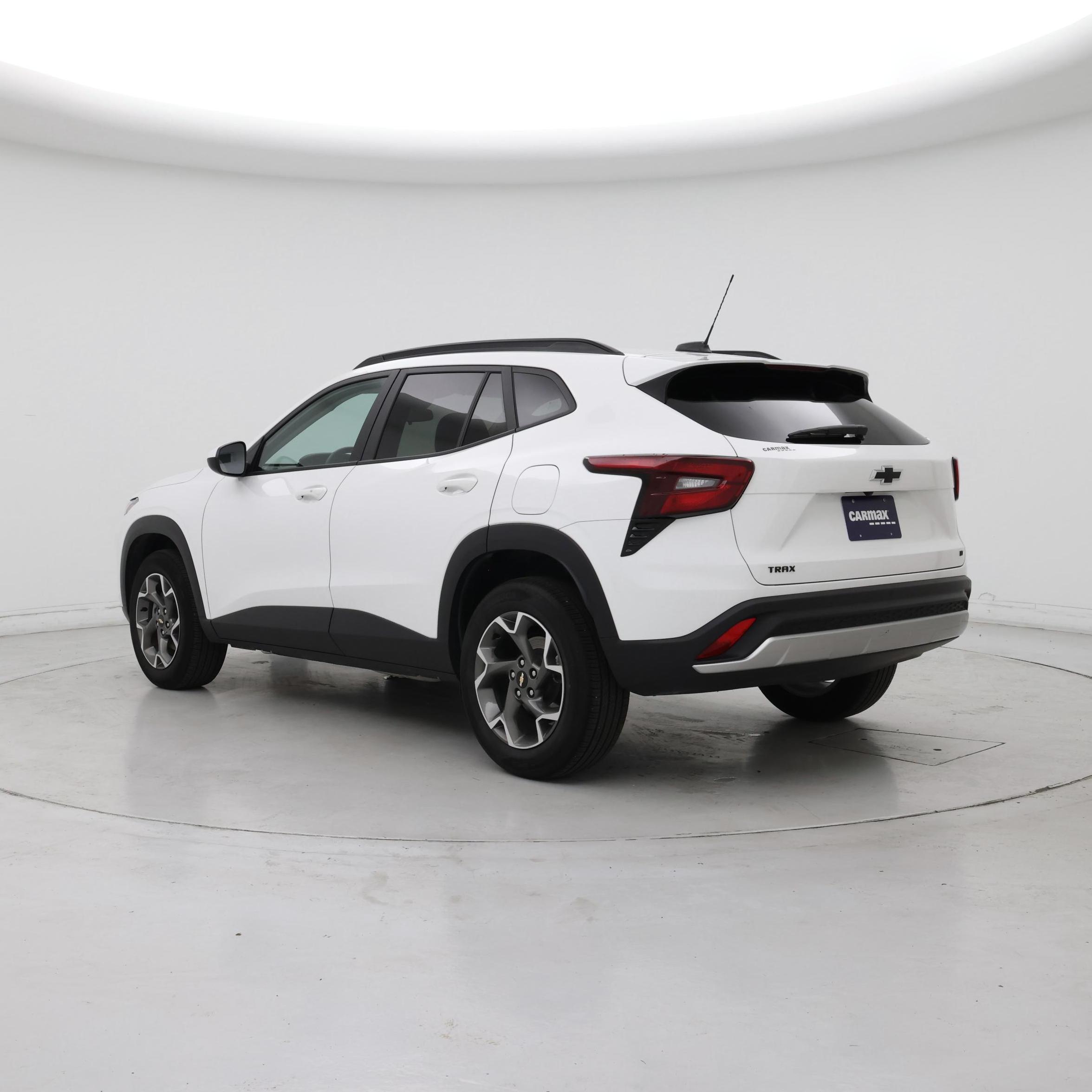 Thumbnail: 2025 Chevrolet Trax - 2