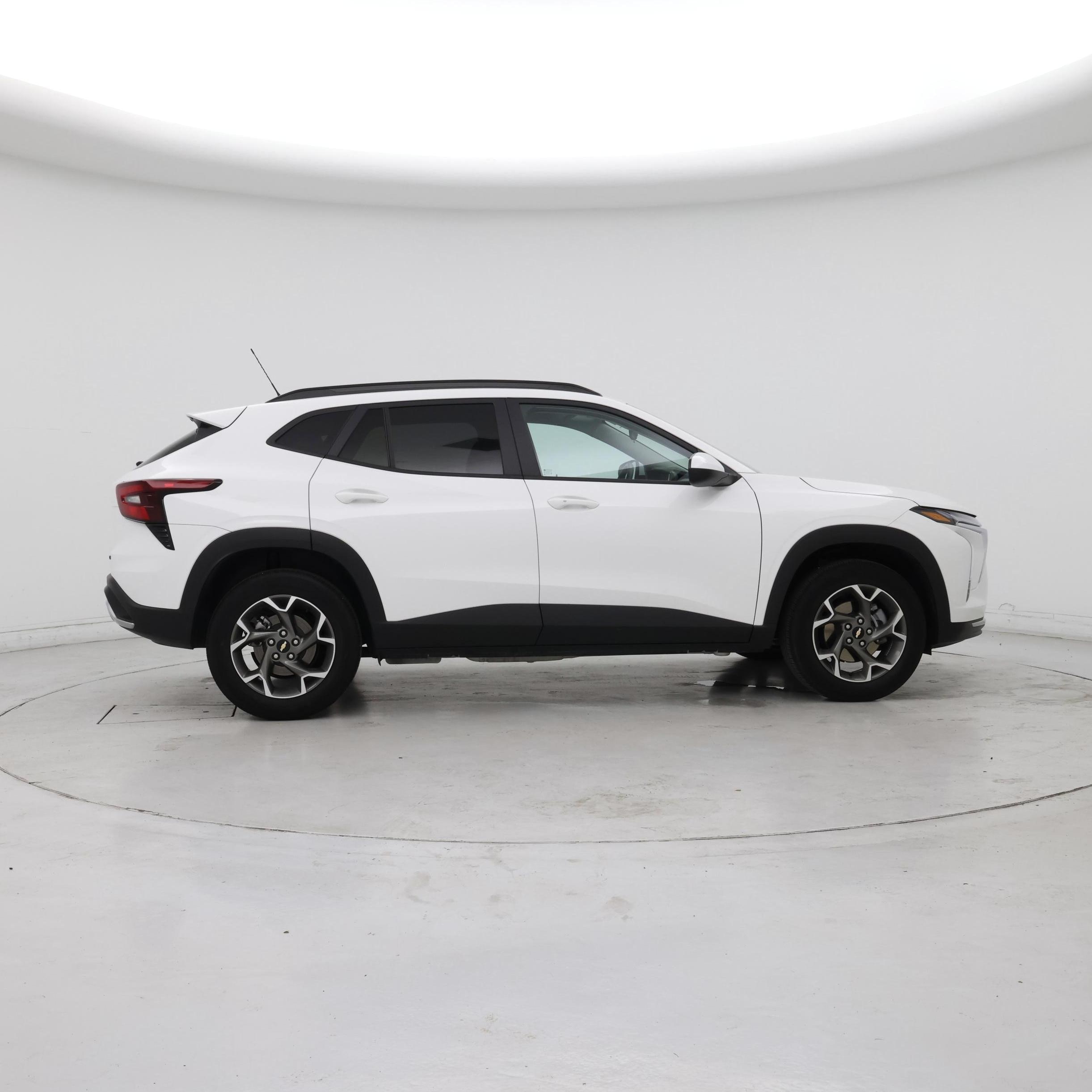 Thumbnail: 2025 Chevrolet Trax - 7