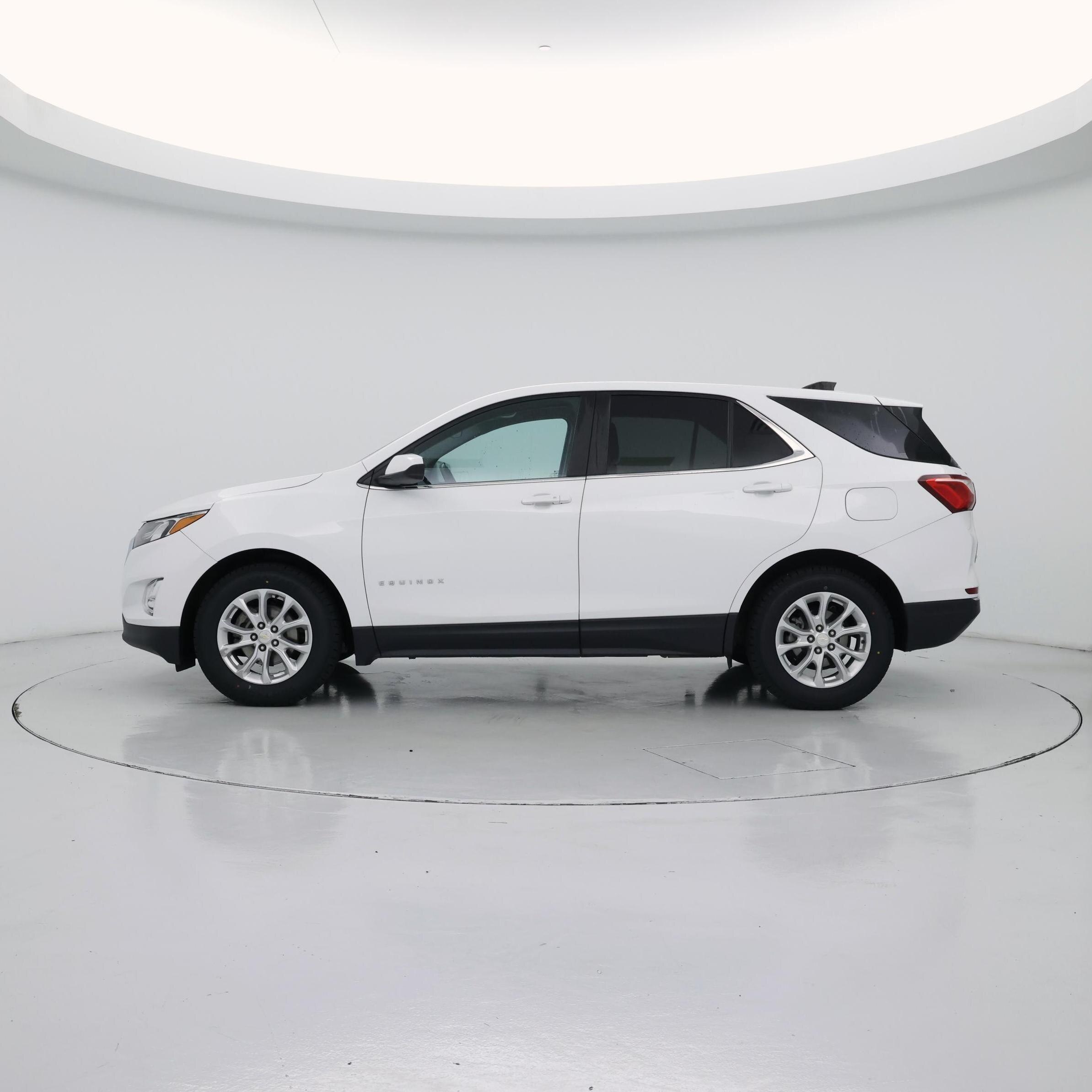 Thumbnail: 2021 Chevrolet Equinox - 3