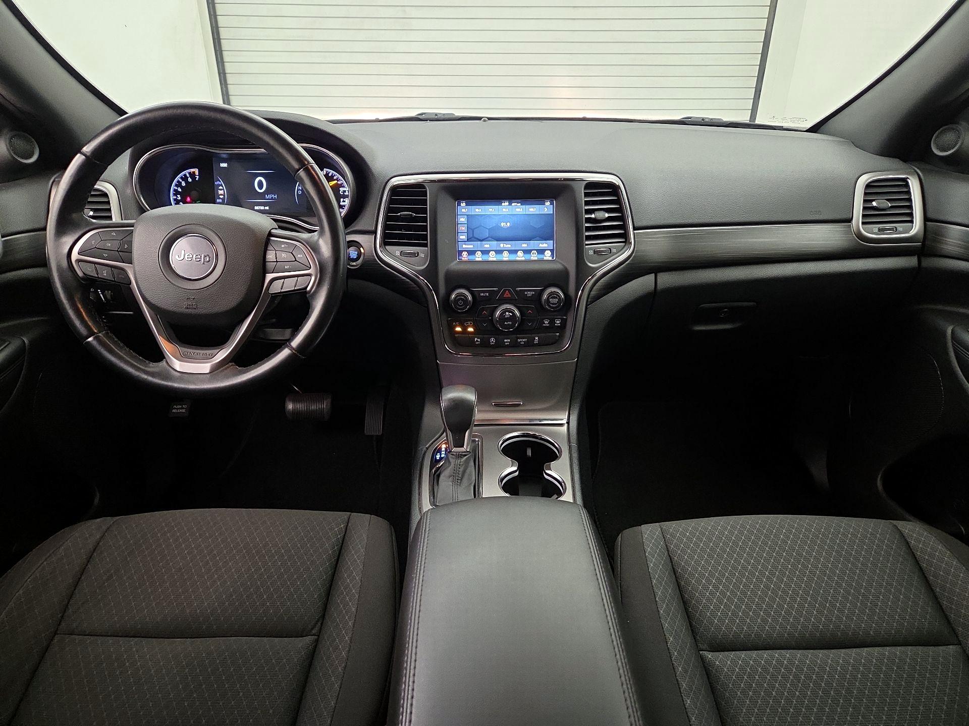 Thumbnail: 2021 Jeep Grand Cherokee - 9