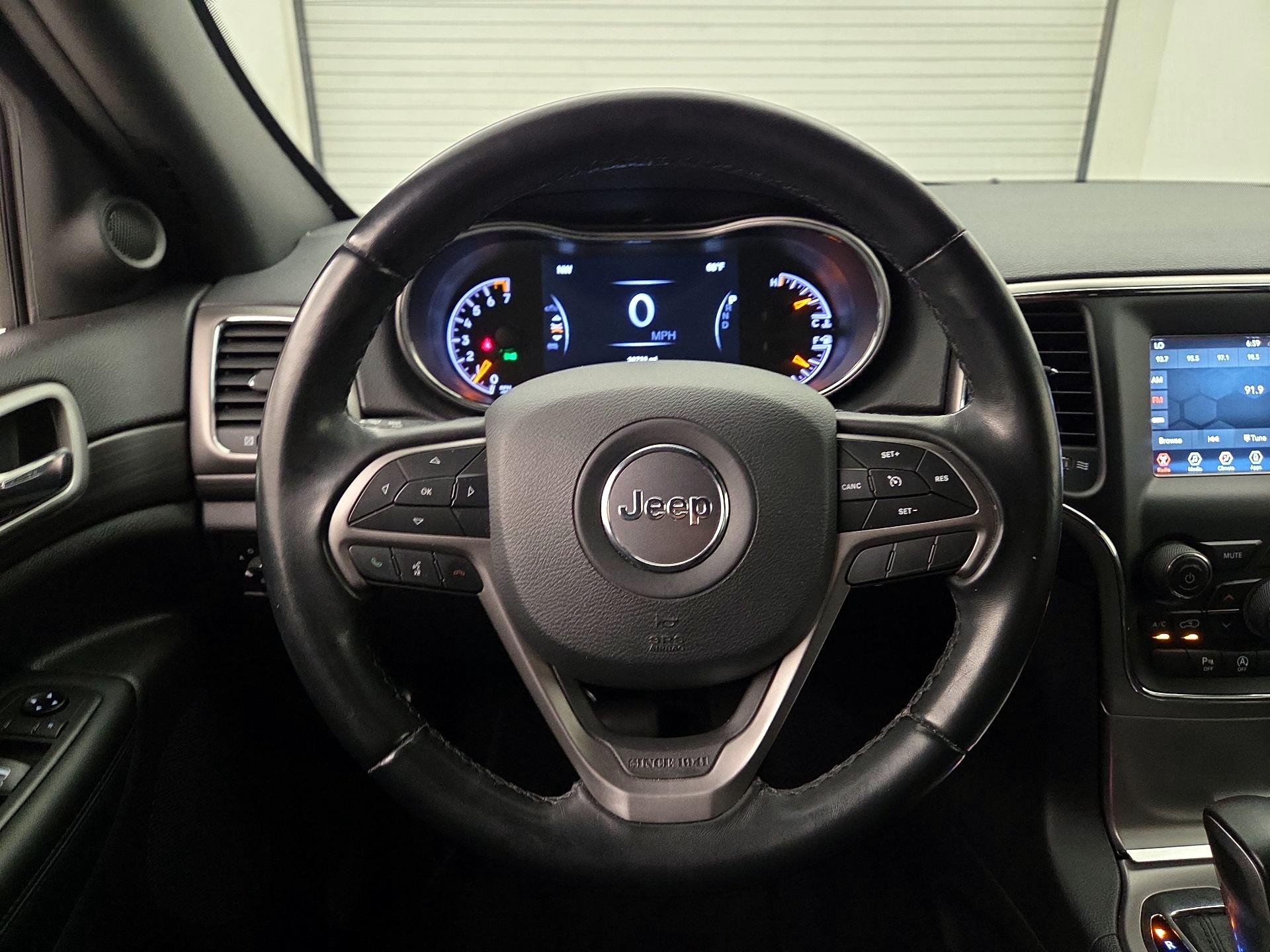 Thumbnail: 2021 Jeep Grand Cherokee - 10