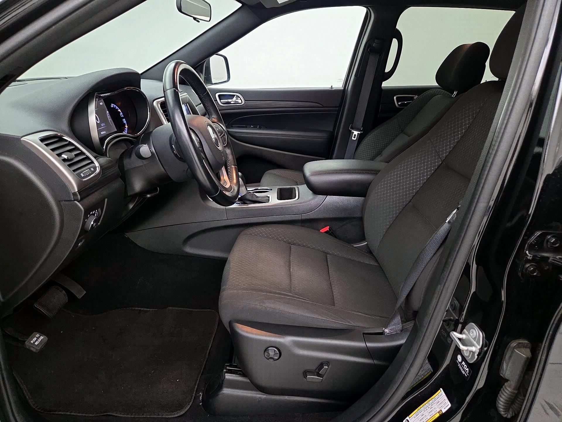 Thumbnail: 2021 Jeep Grand Cherokee - 11