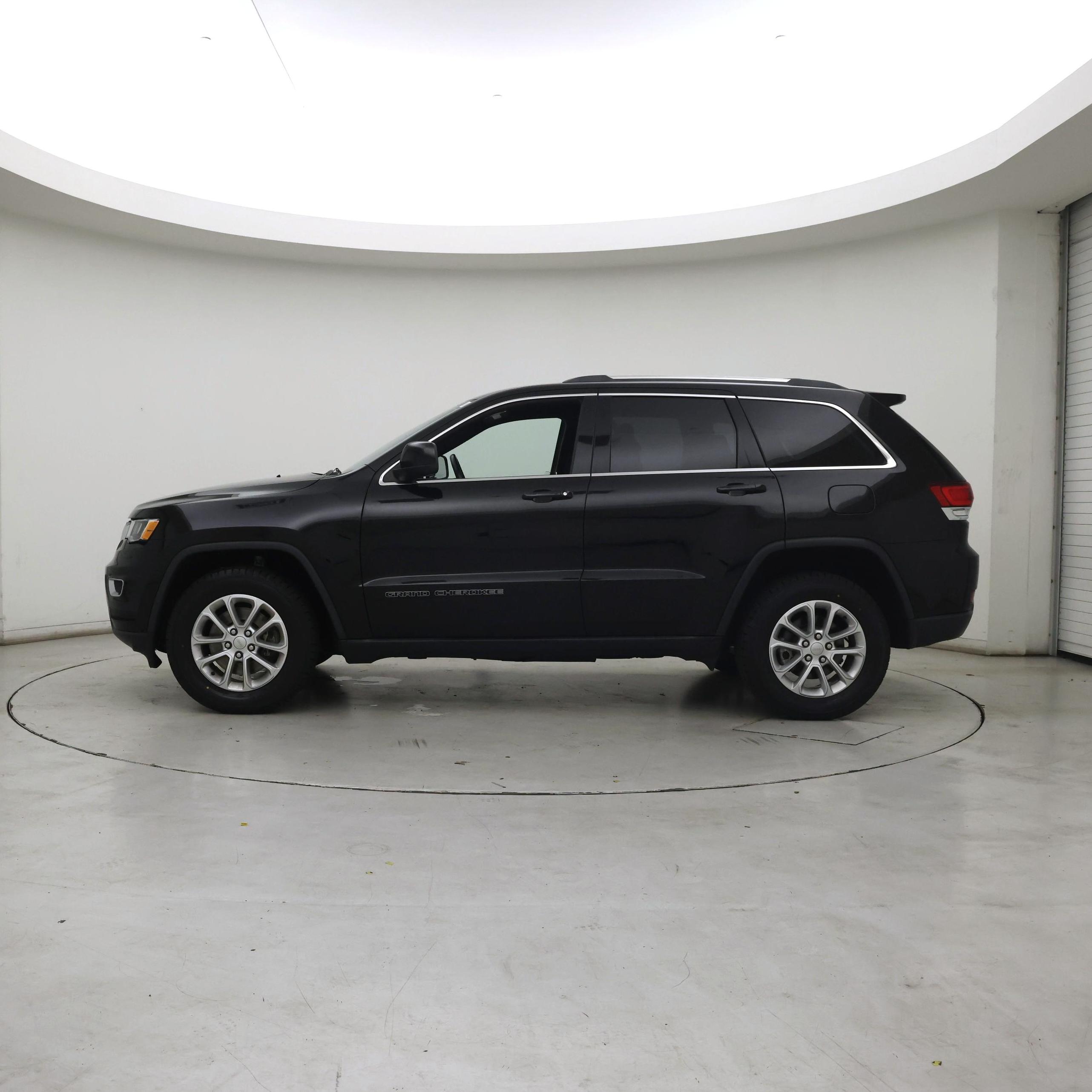 Thumbnail: 2021 Jeep Grand Cherokee - 3