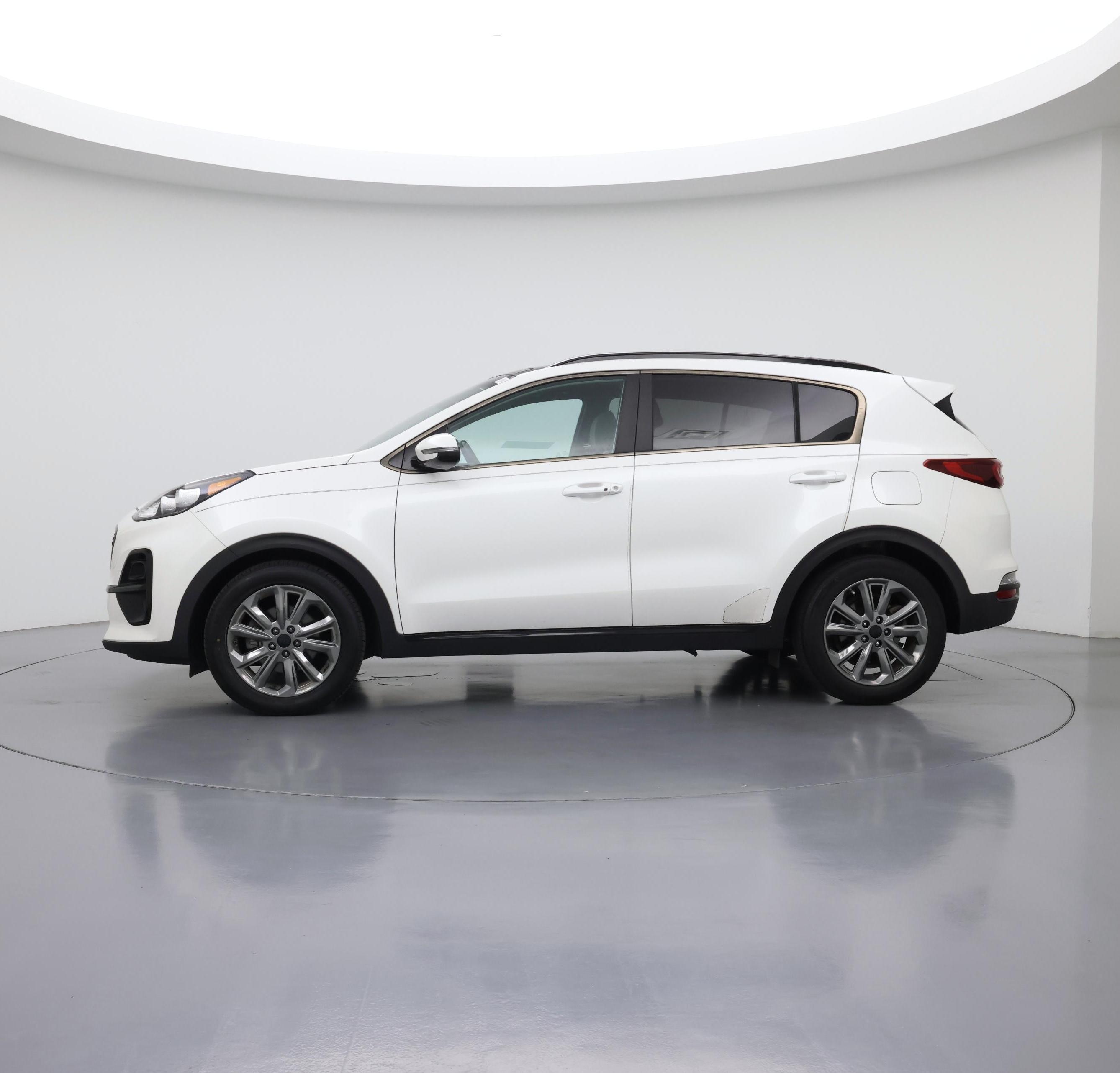 Thumbnail: 2022 Kia Sportage - 3