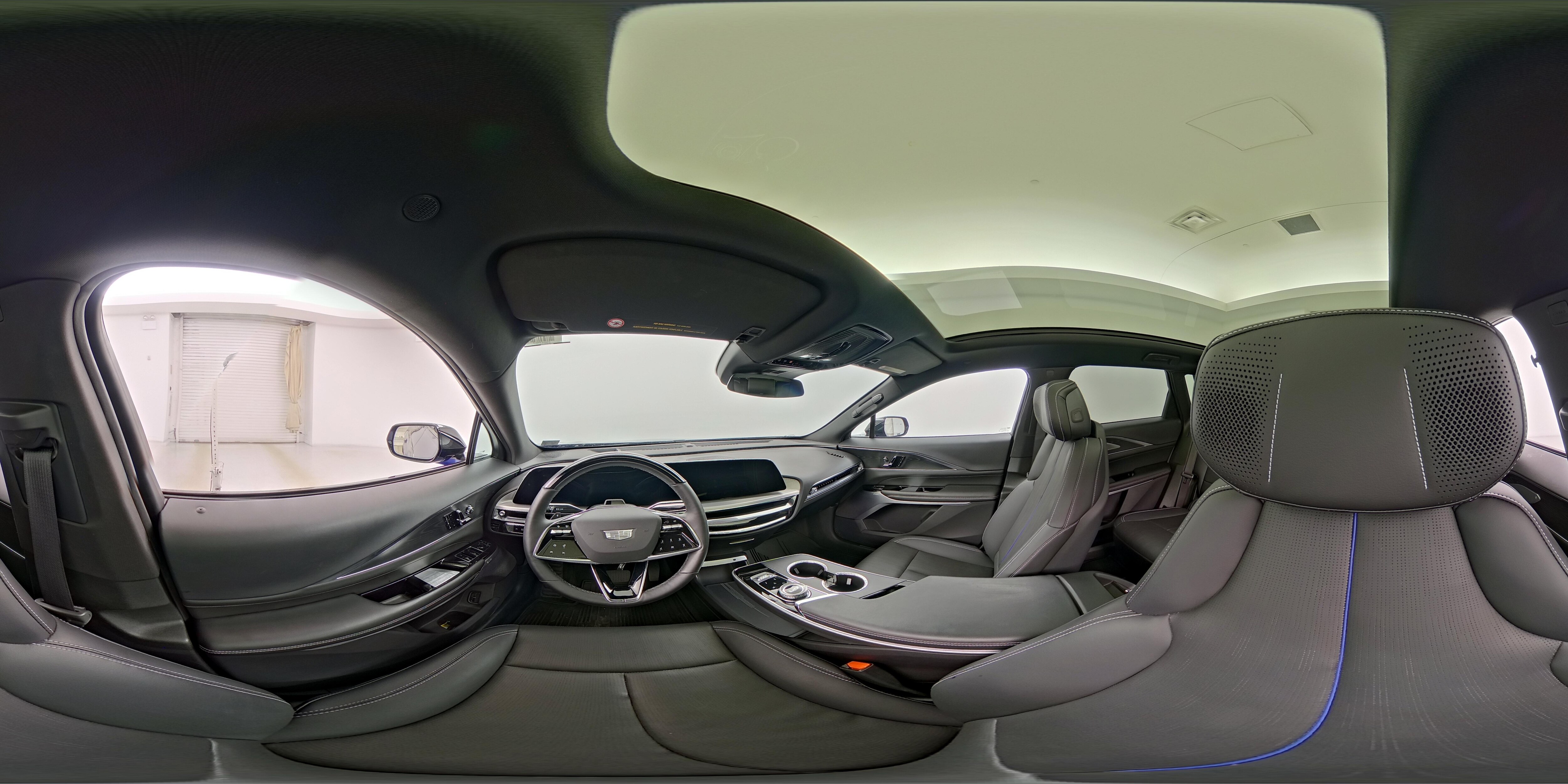 2024 Cadillac LYRIQ Luxury 2 - Photo 27