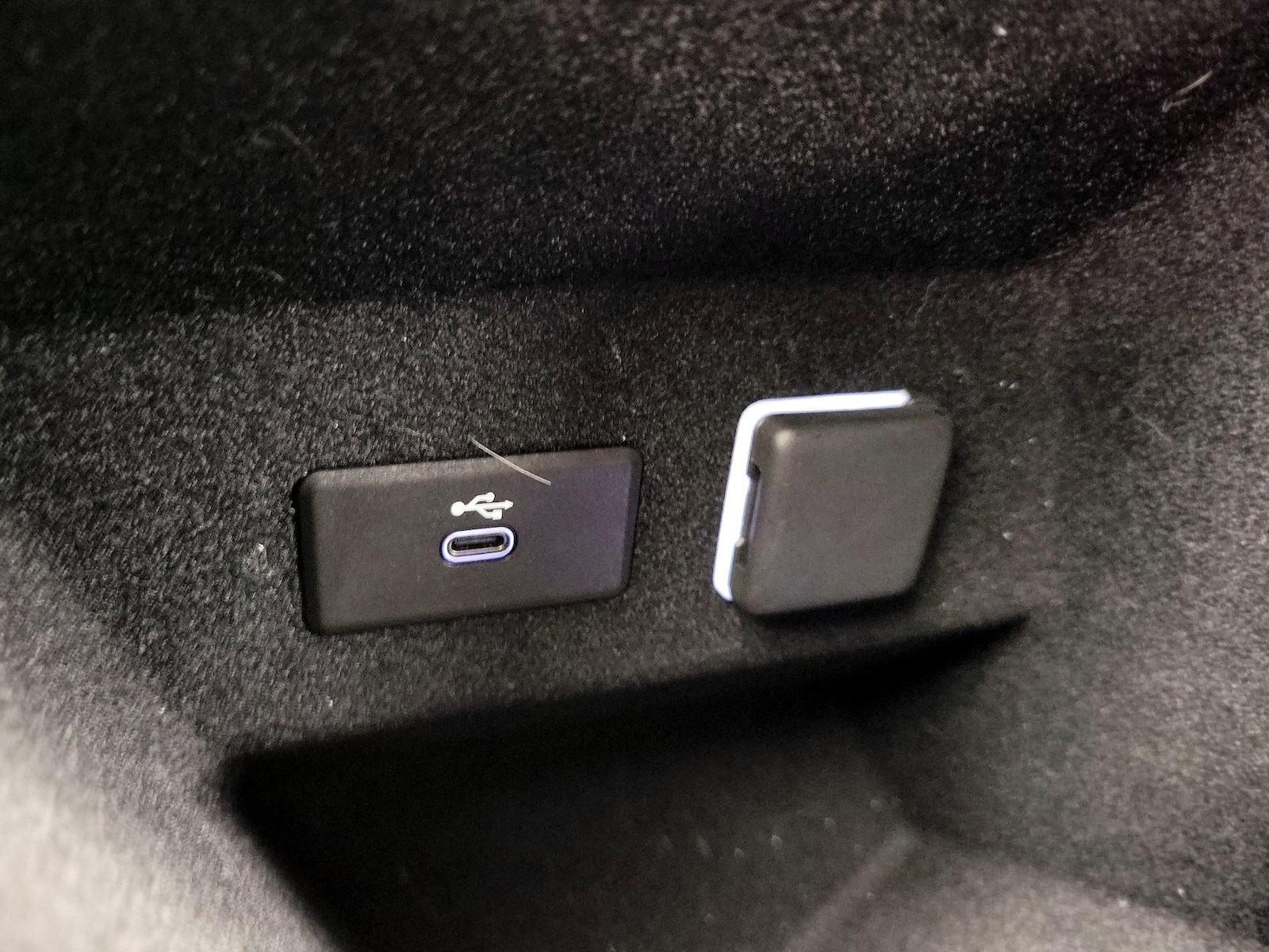 2024 Cadillac LYRIQ Luxury 2 - Photo 19