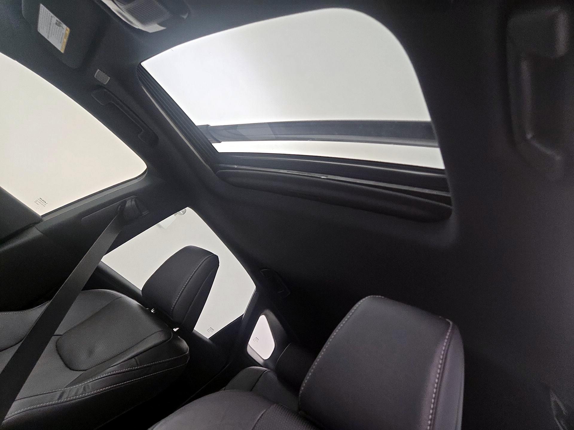 Thumbnail: 2023 Lexus RX - 19