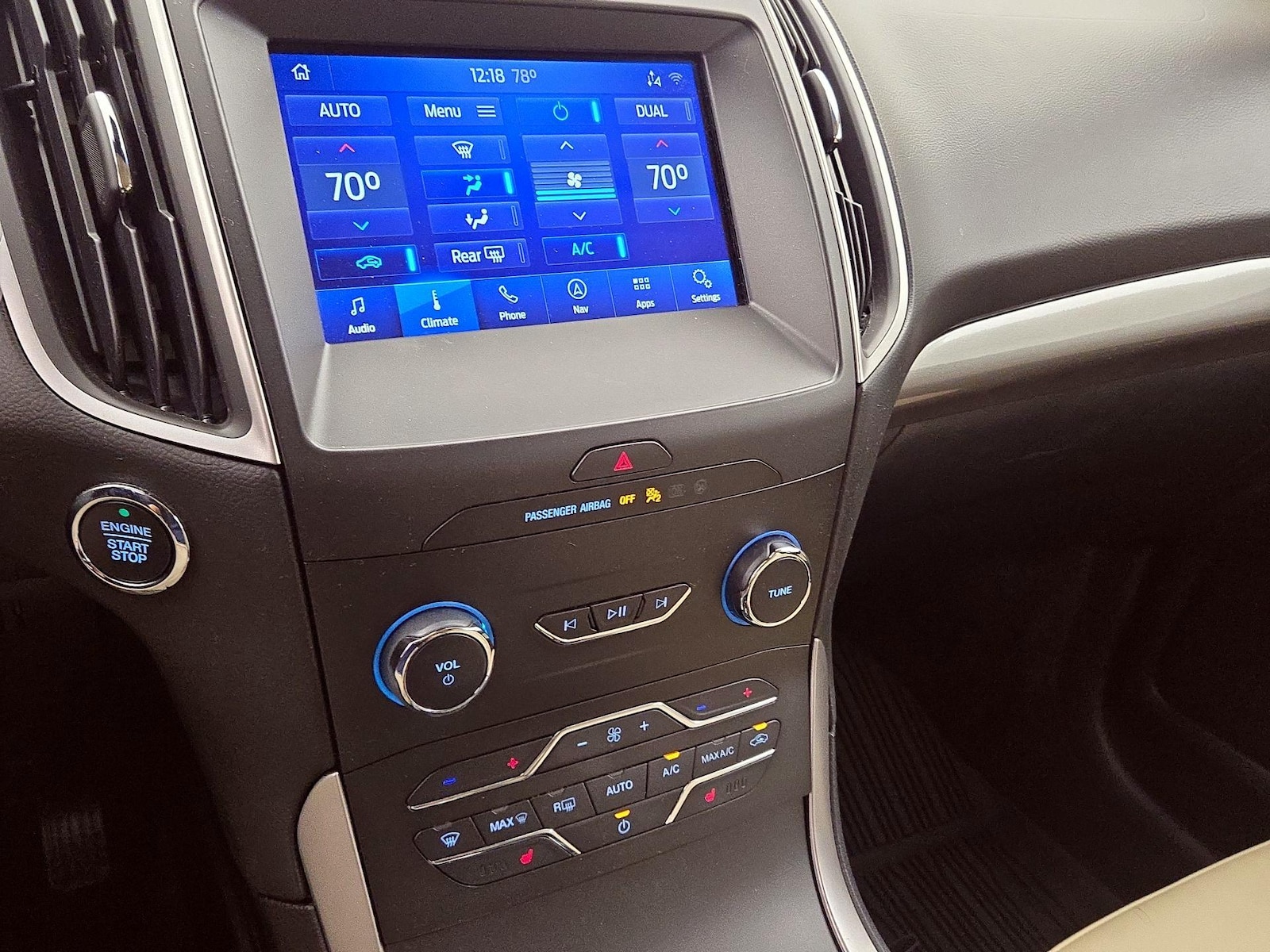 2020 Ford Edge SEL - Photo 18