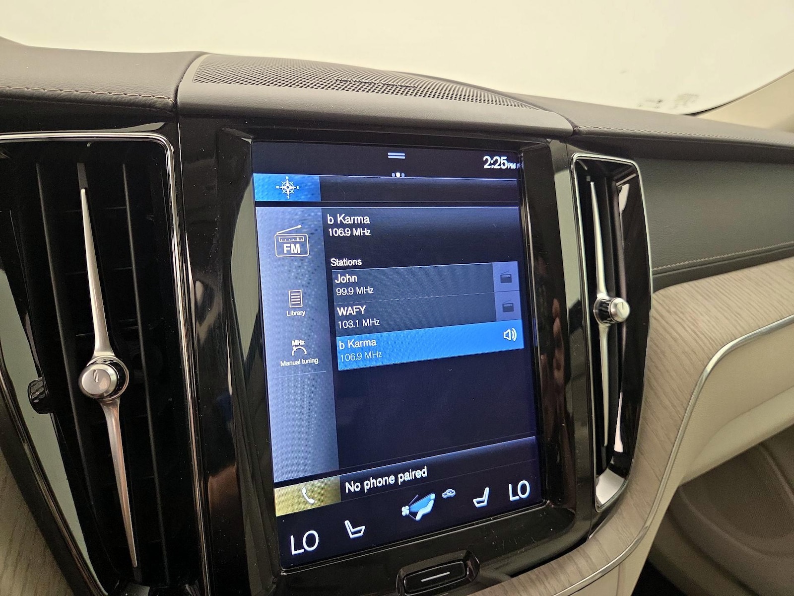 2021 Volvo XC60 Inscription - Photo 17