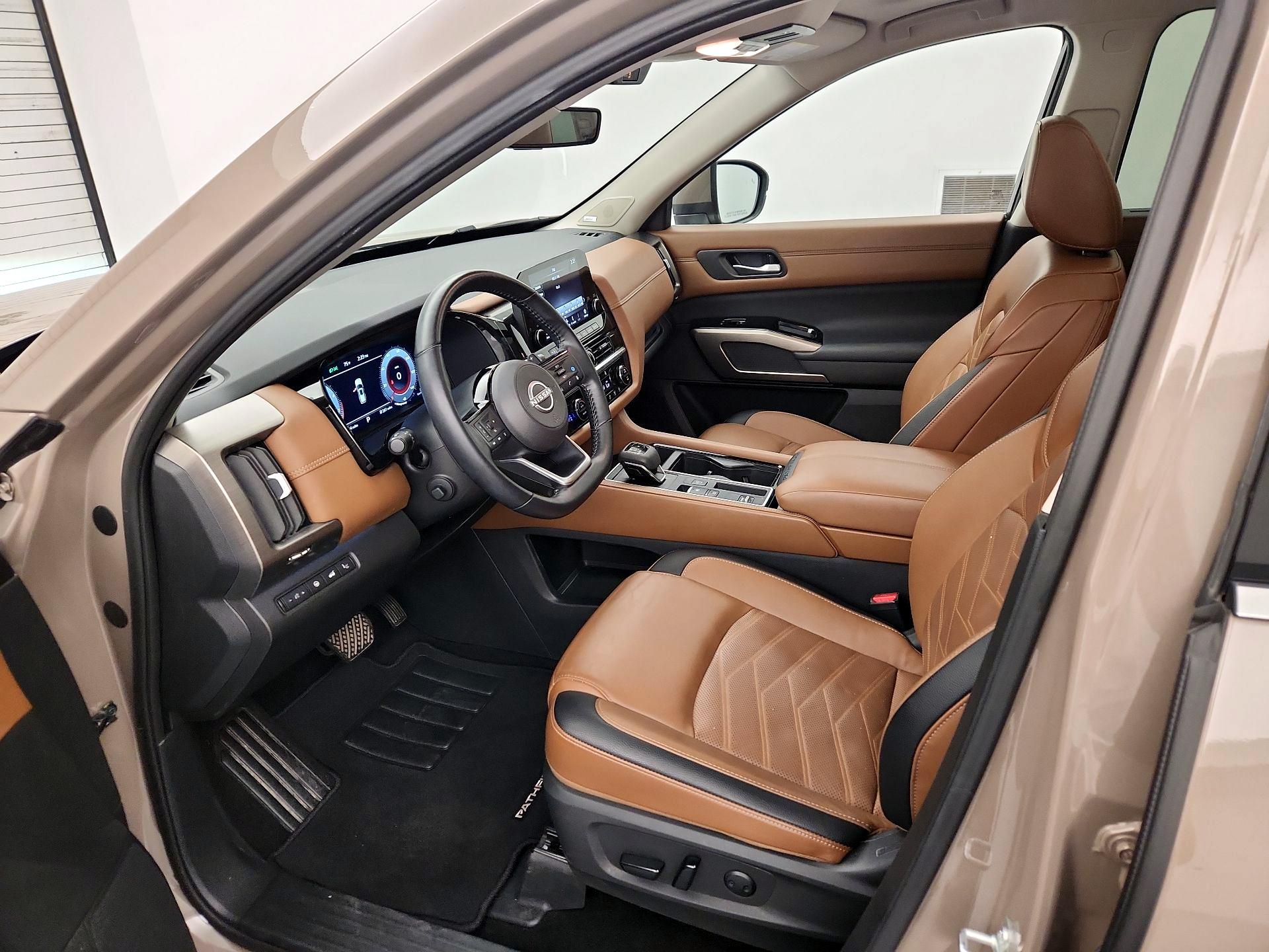 Thumbnail: 2025 Nissan Pathfinder - 11