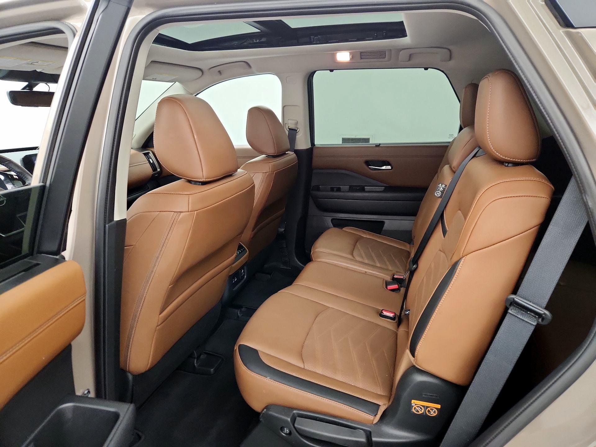 Thumbnail: 2025 Nissan Pathfinder - 19