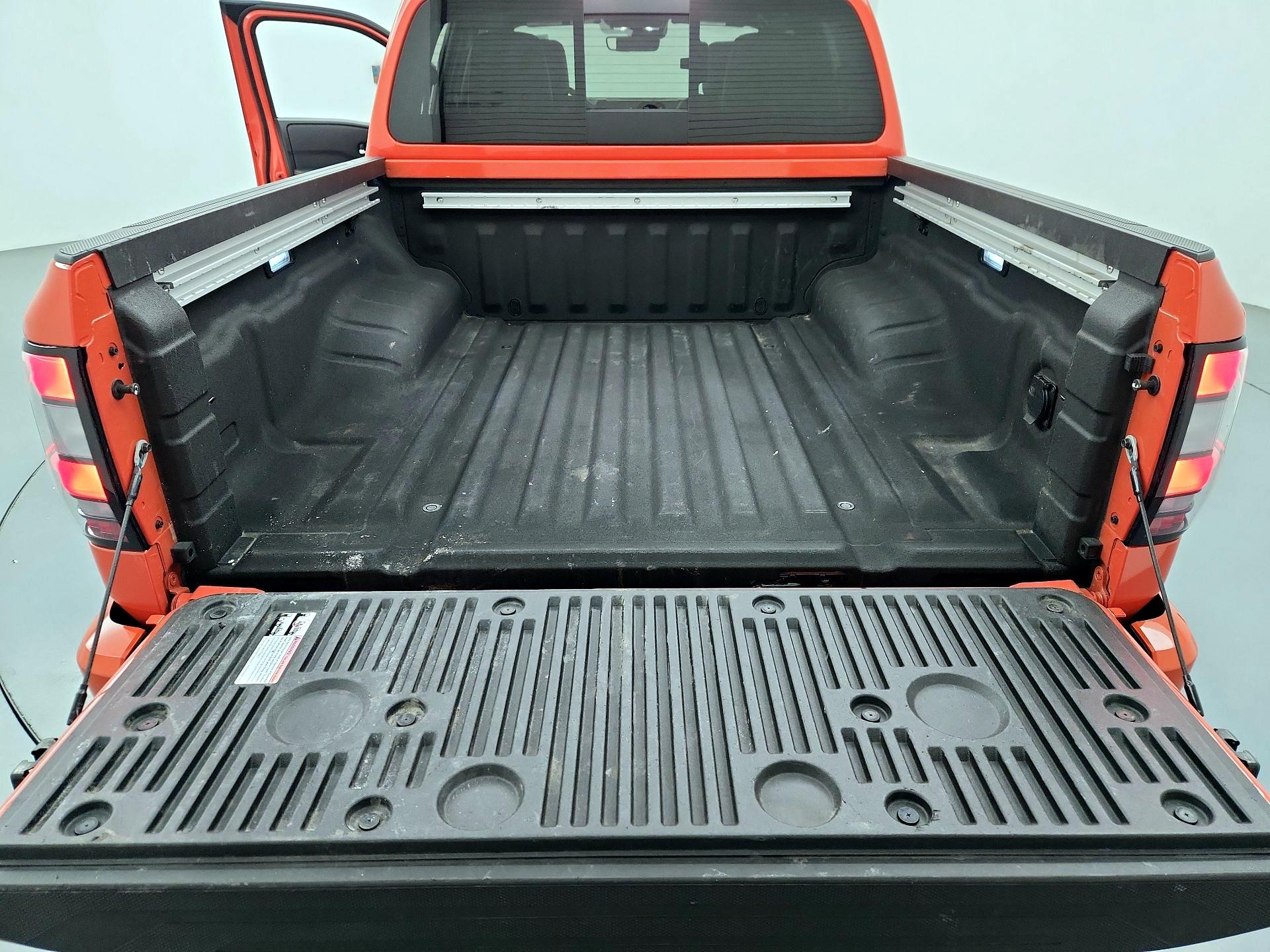 Thumbnail: 2025 Nissan Frontier - 20