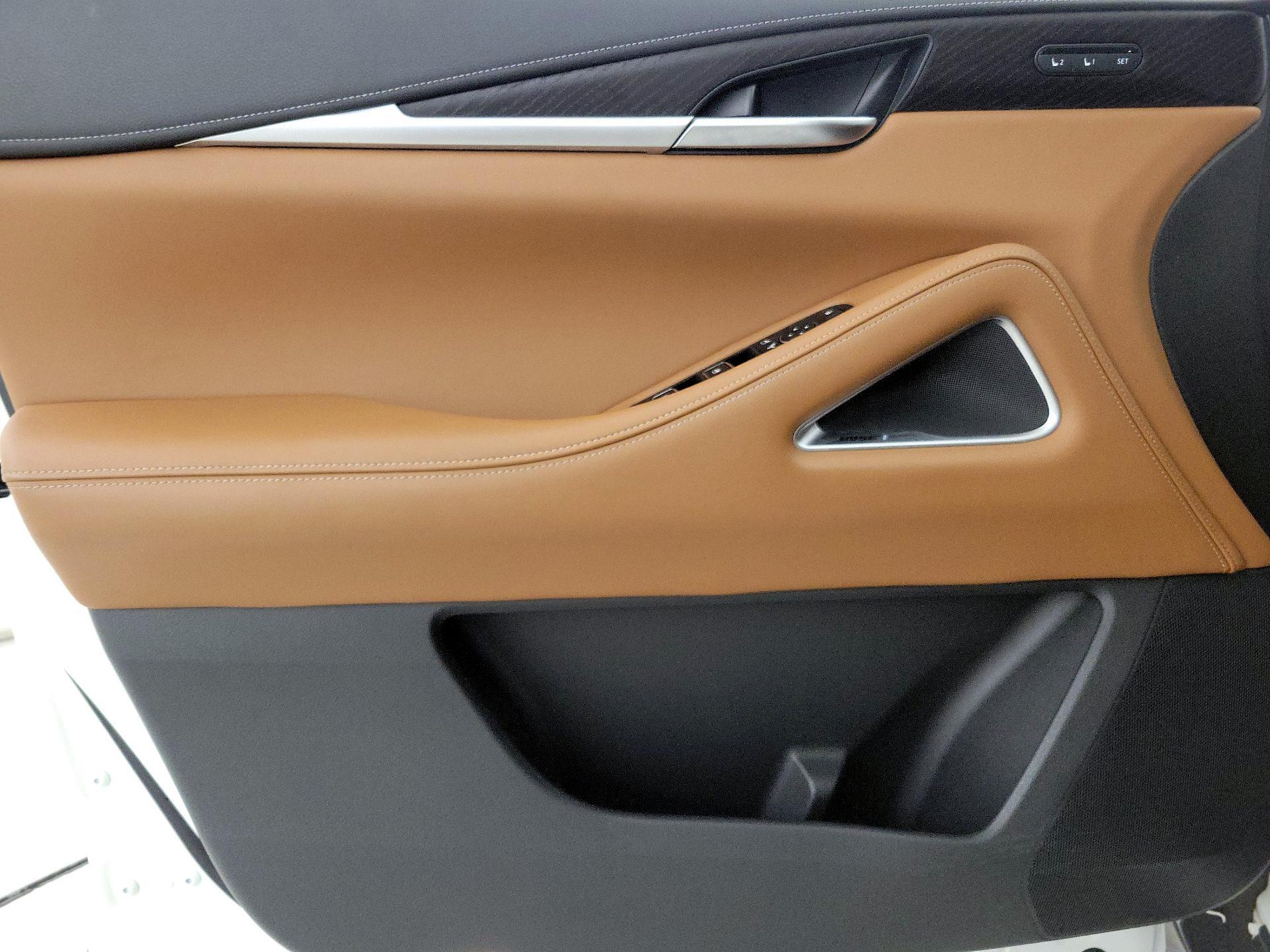 Thumbnail: 2023 INFINITI QX60 - 12