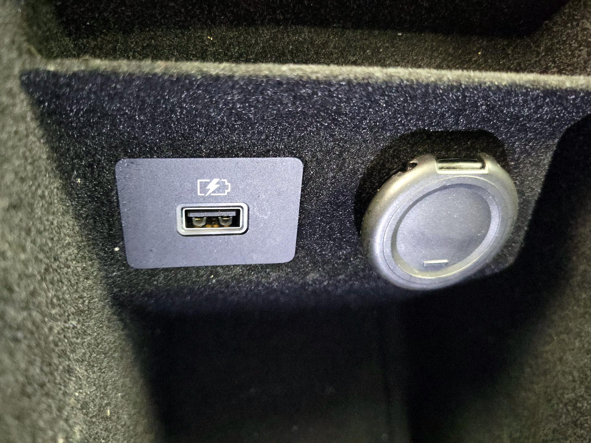Thumbnail: 2023 INFINITI QX60 - 18