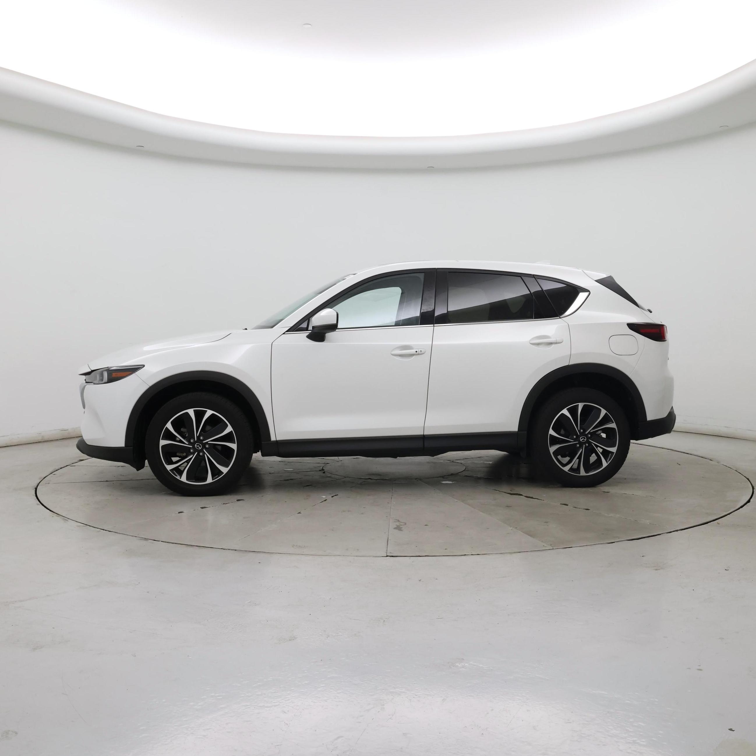 Thumbnail: 2023 Mazda CX-5 - 3