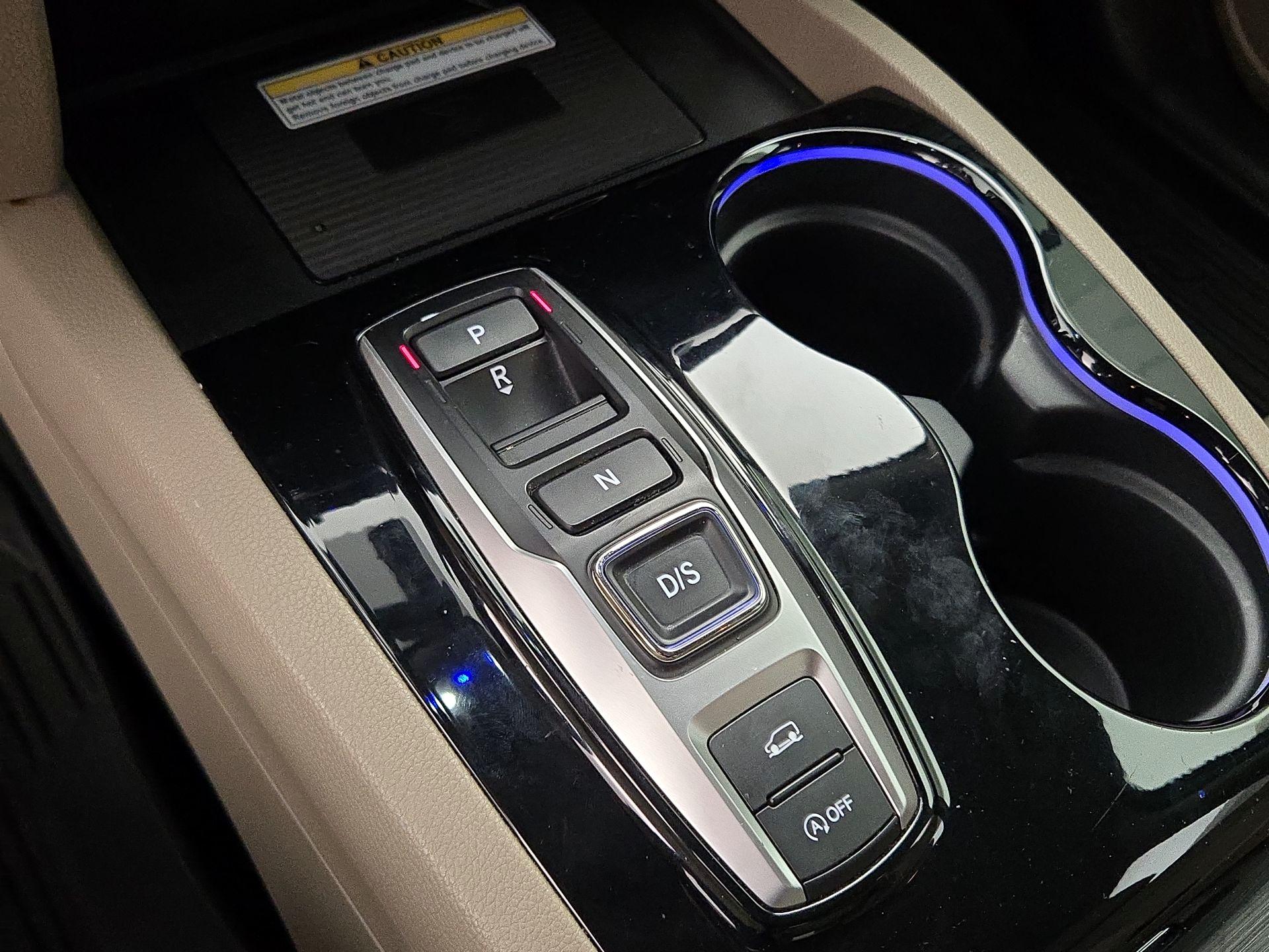Thumbnail: 2020 Honda Pilot - 18