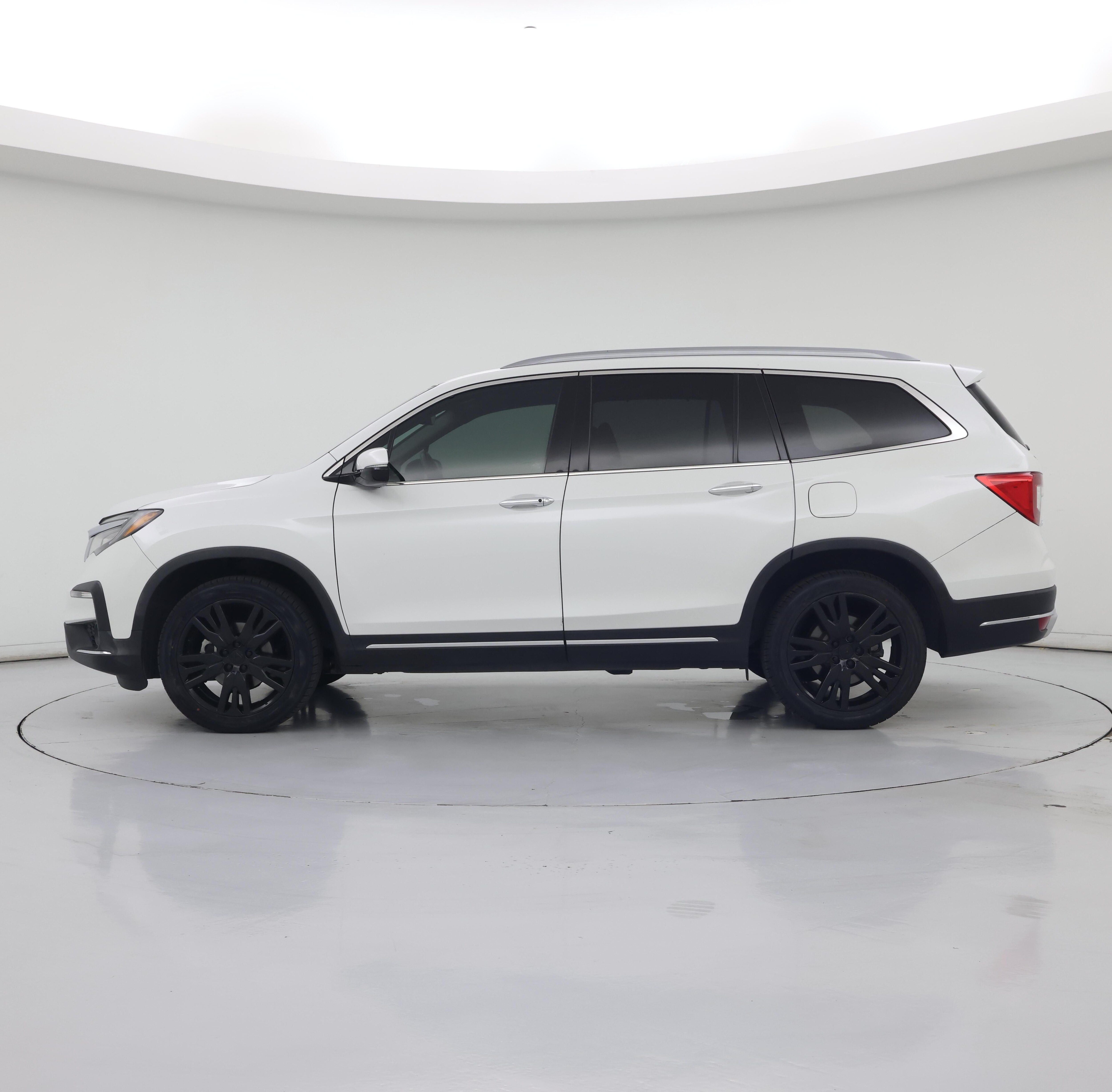 Thumbnail: 2020 Honda Pilot - 3