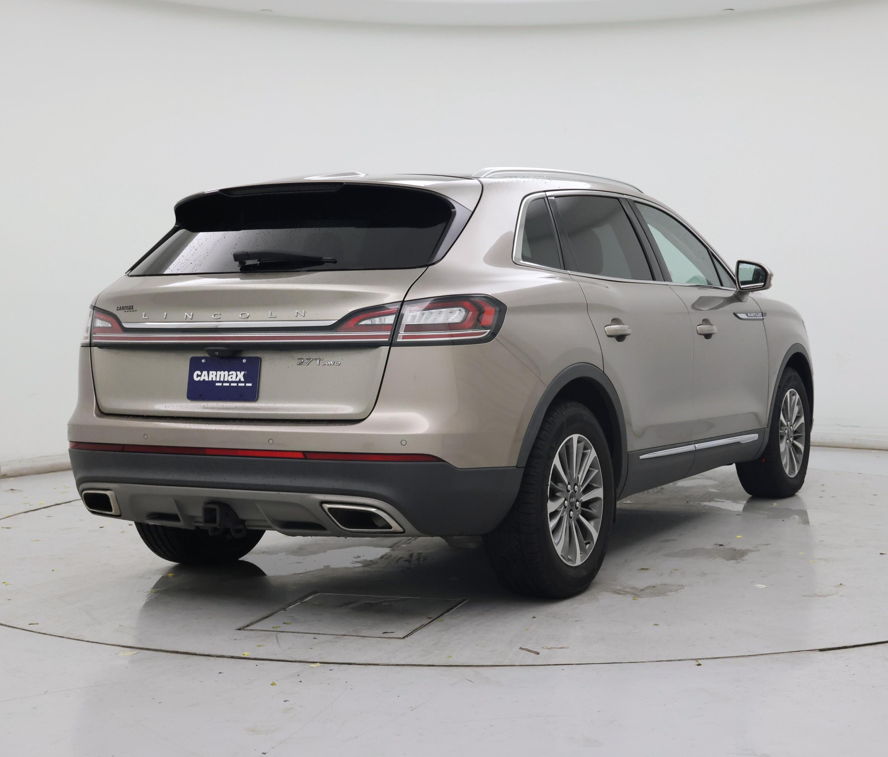Thumbnail: 2021 Lincoln Nautilus - 8