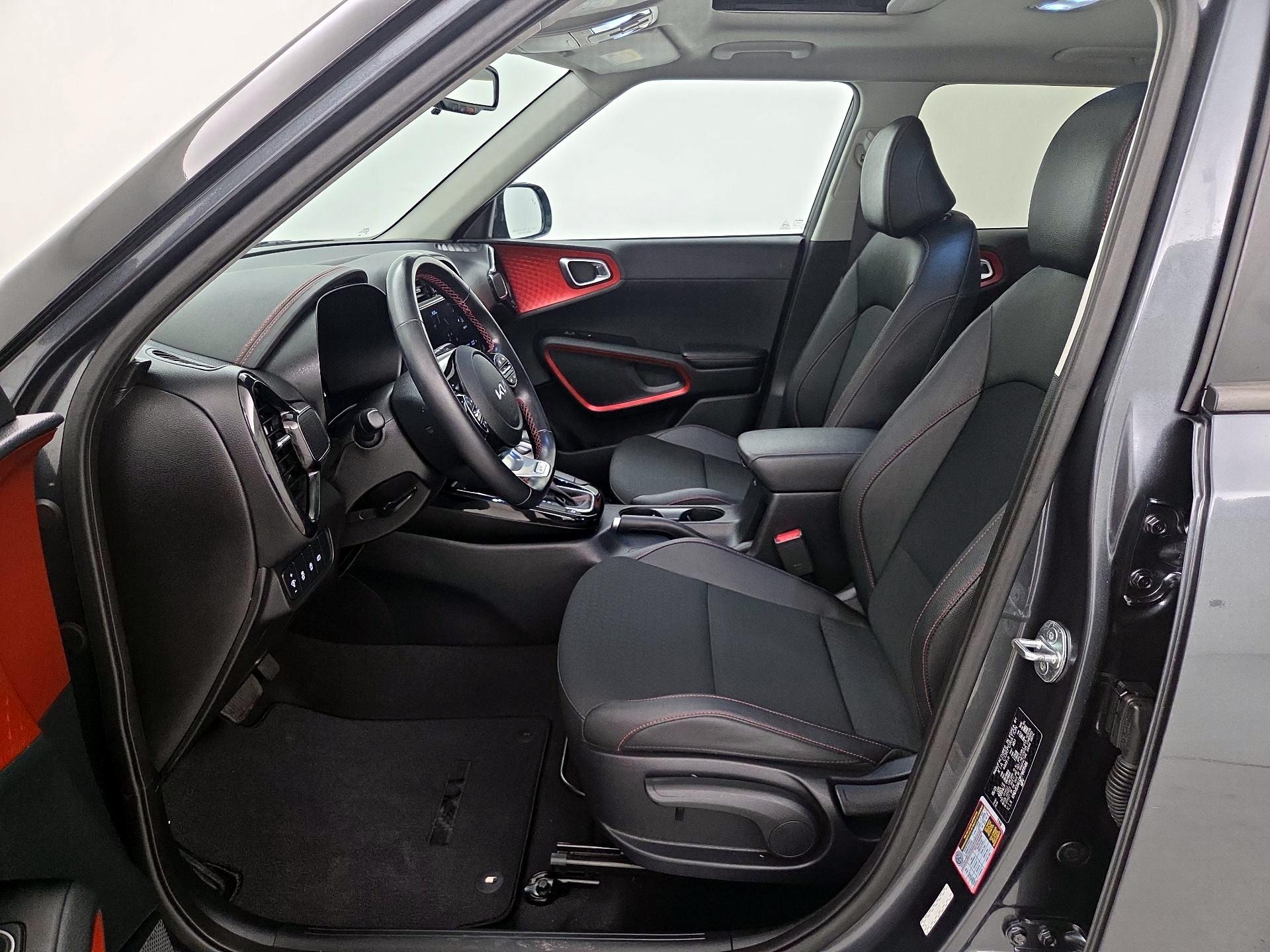 Thumbnail: 2023 Kia Soul - 11