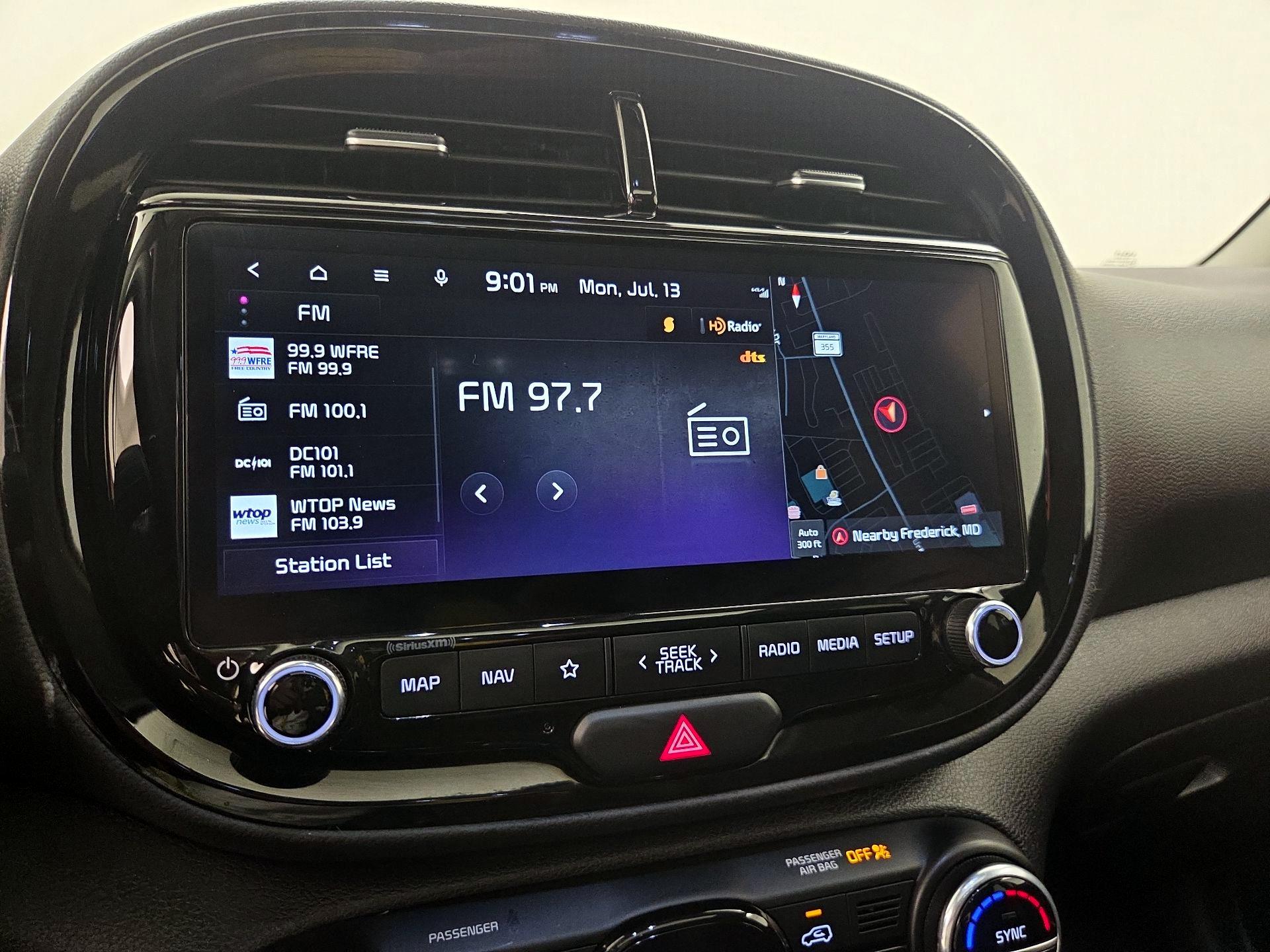 Thumbnail: 2023 Kia Soul - 16