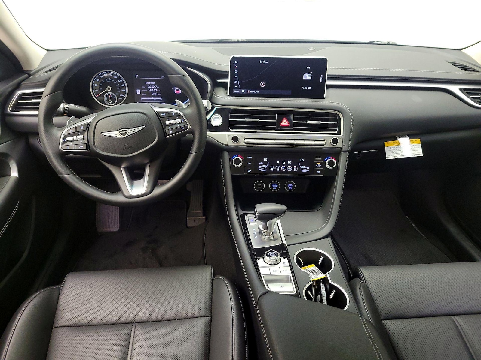 2026 GENESIS G70 Standard - Photo 10